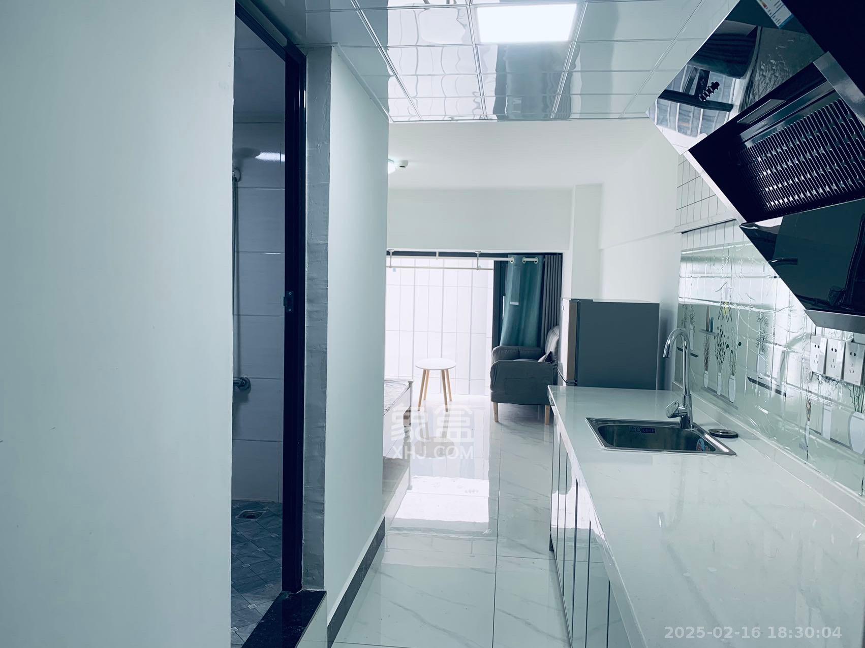 龙湖湘江星座(祺鑫星座公寓) 1室0厅0卫 1200.0元/月 龙湖湘江星座(祺鑫星座公寓) 1室0厅0卫 1200.0元/月室内图