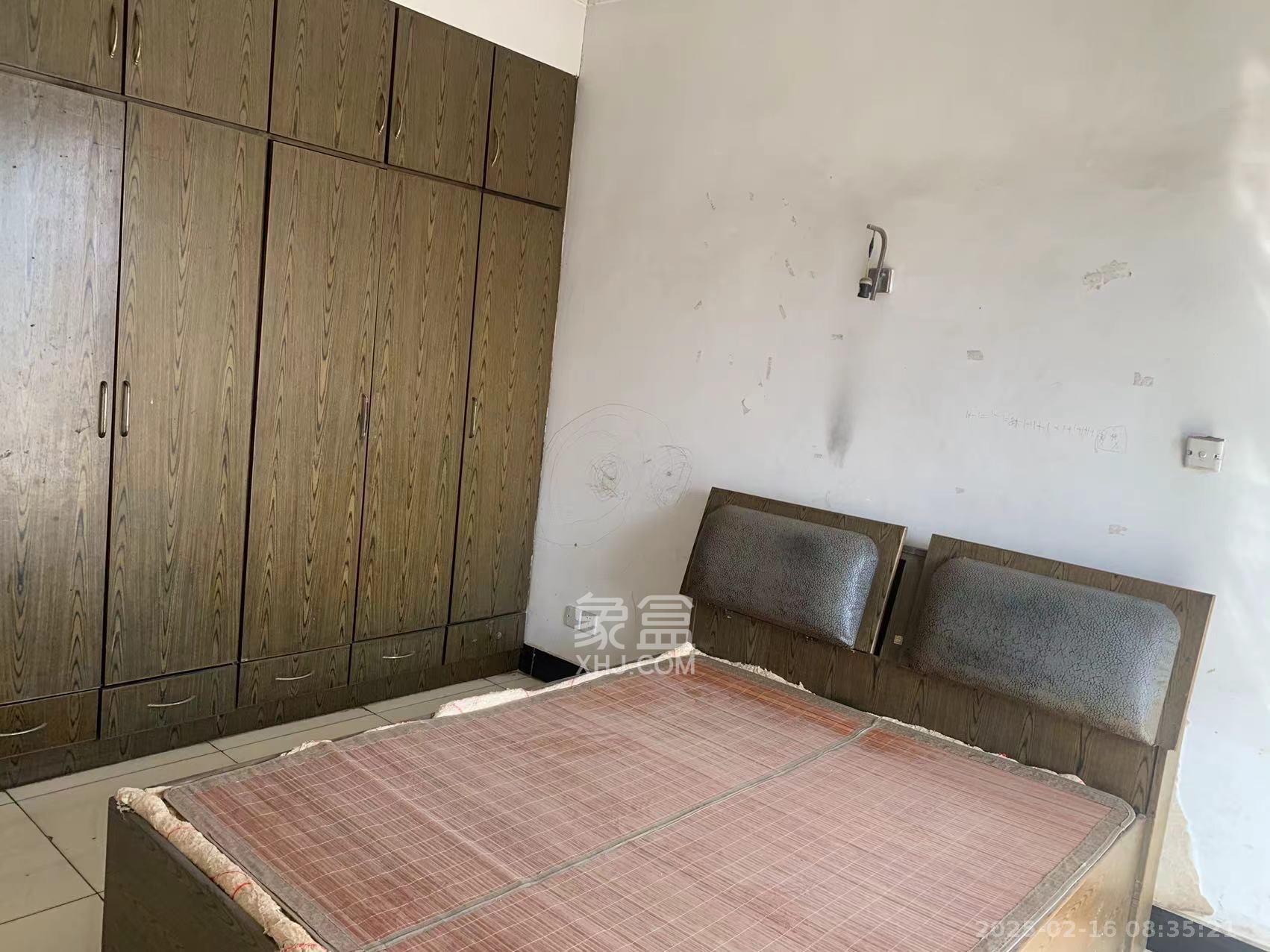 新塘垅小区(高桥物流园) 2室2厅1卫 1200.0元/月 新塘垅小区(高桥物流园) 2室2厅1卫 1200.0元/月室内图