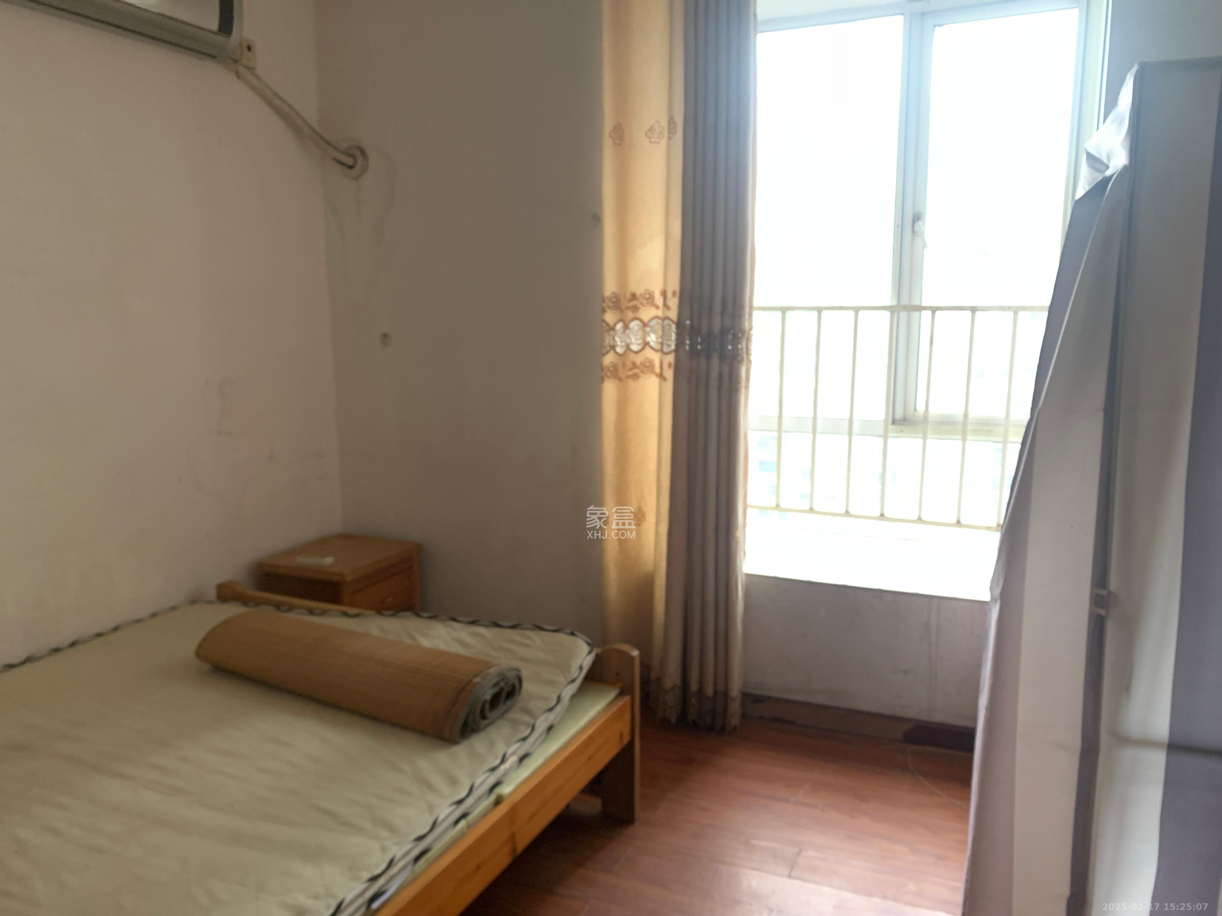 湘麓国际 3室2厅2卫 2800.0元/月 湘麓国际 3室2厅2卫 2800.0元/月室内图