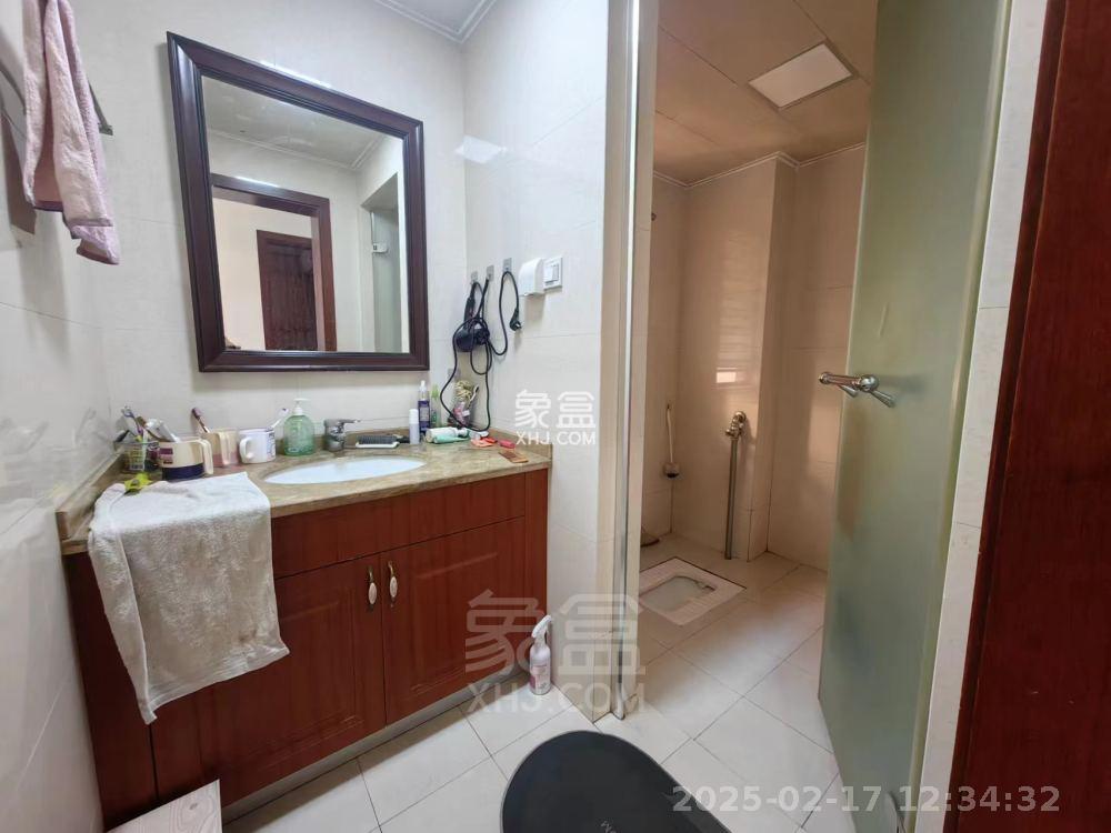 康桥美郡 3室2厅2卫 1900.0元/月 康桥美郡 3室2厅2卫 1900.0元/月室内图