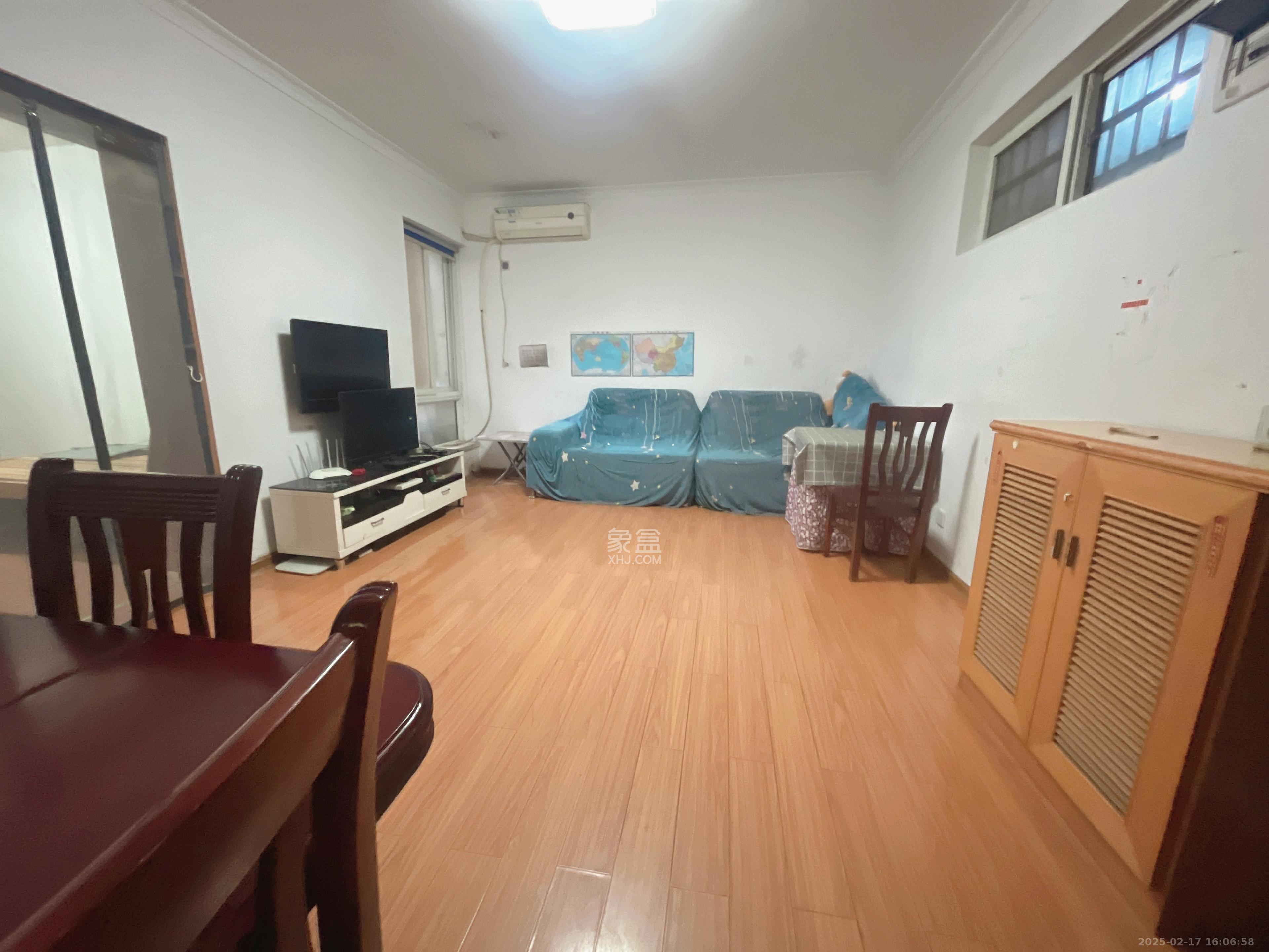 新诚小区  2室1厅1卫   1600.00元/月室内图