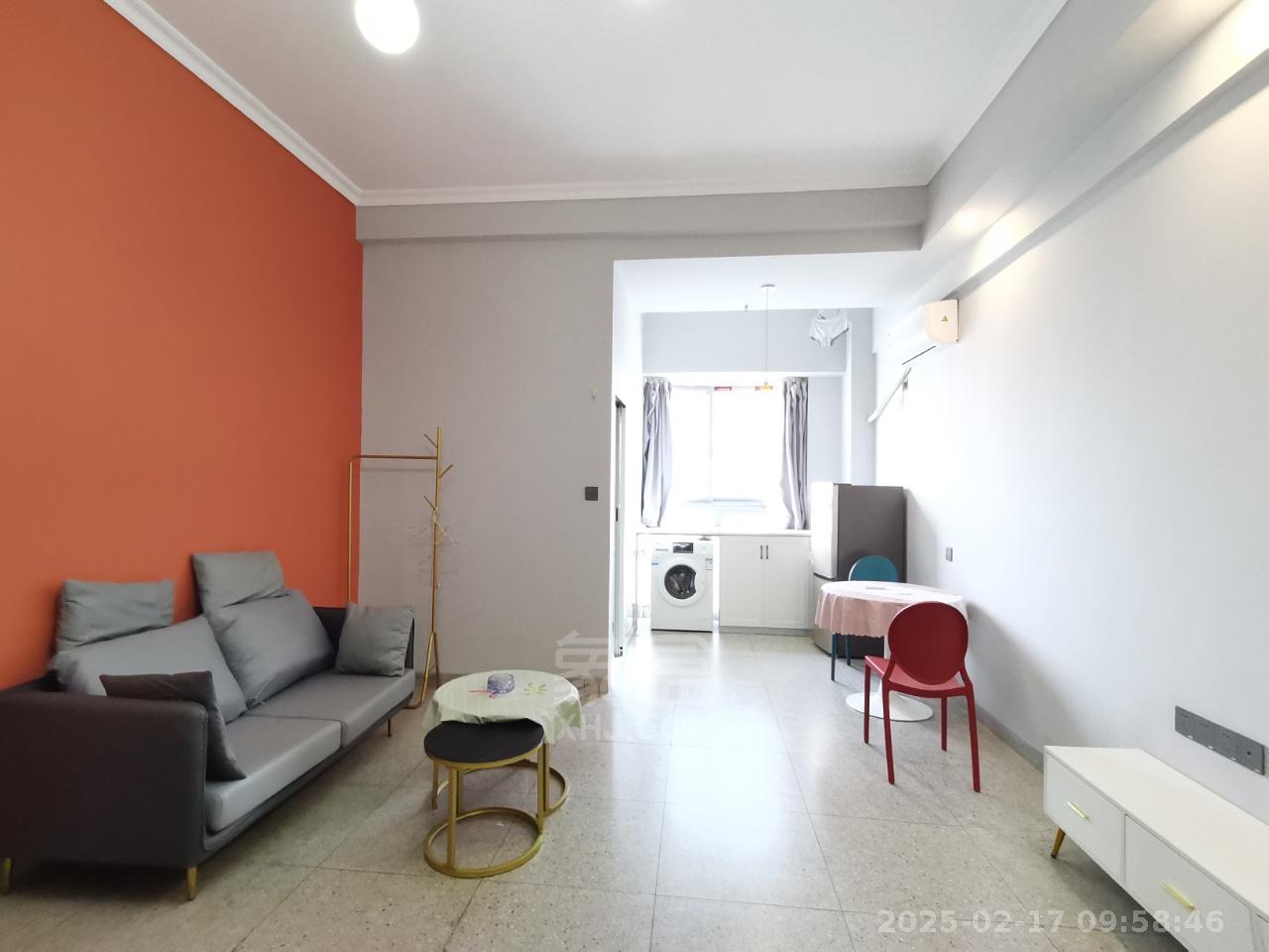 尚格广场 1室1厅1卫 1500.0元/月 尚格广场 1室1厅1卫 1500.0元/月室内图