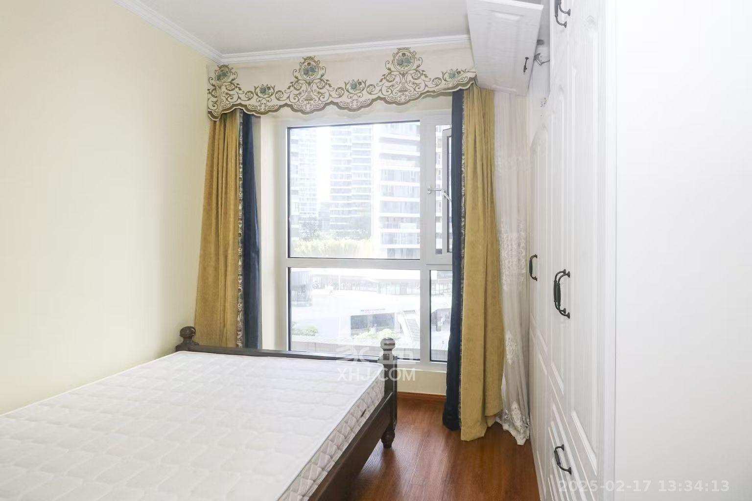 保利西海岸A区 4室2厅2卫 4100.0元/月 保利西海岸A区 4室2厅2卫 4100.0元/月室内图