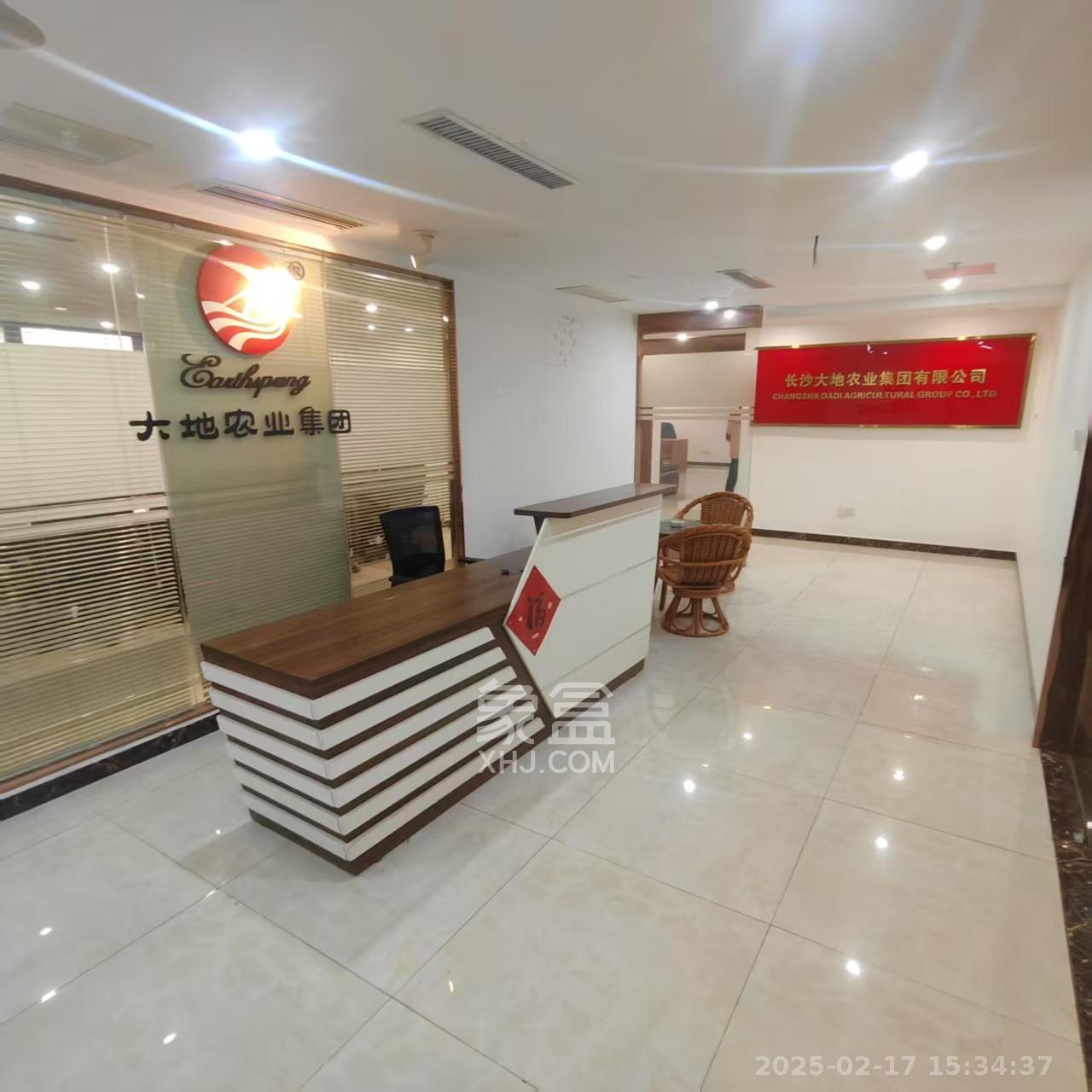 东岸城邦  4室1厅2卫   8500.00元/月室内图