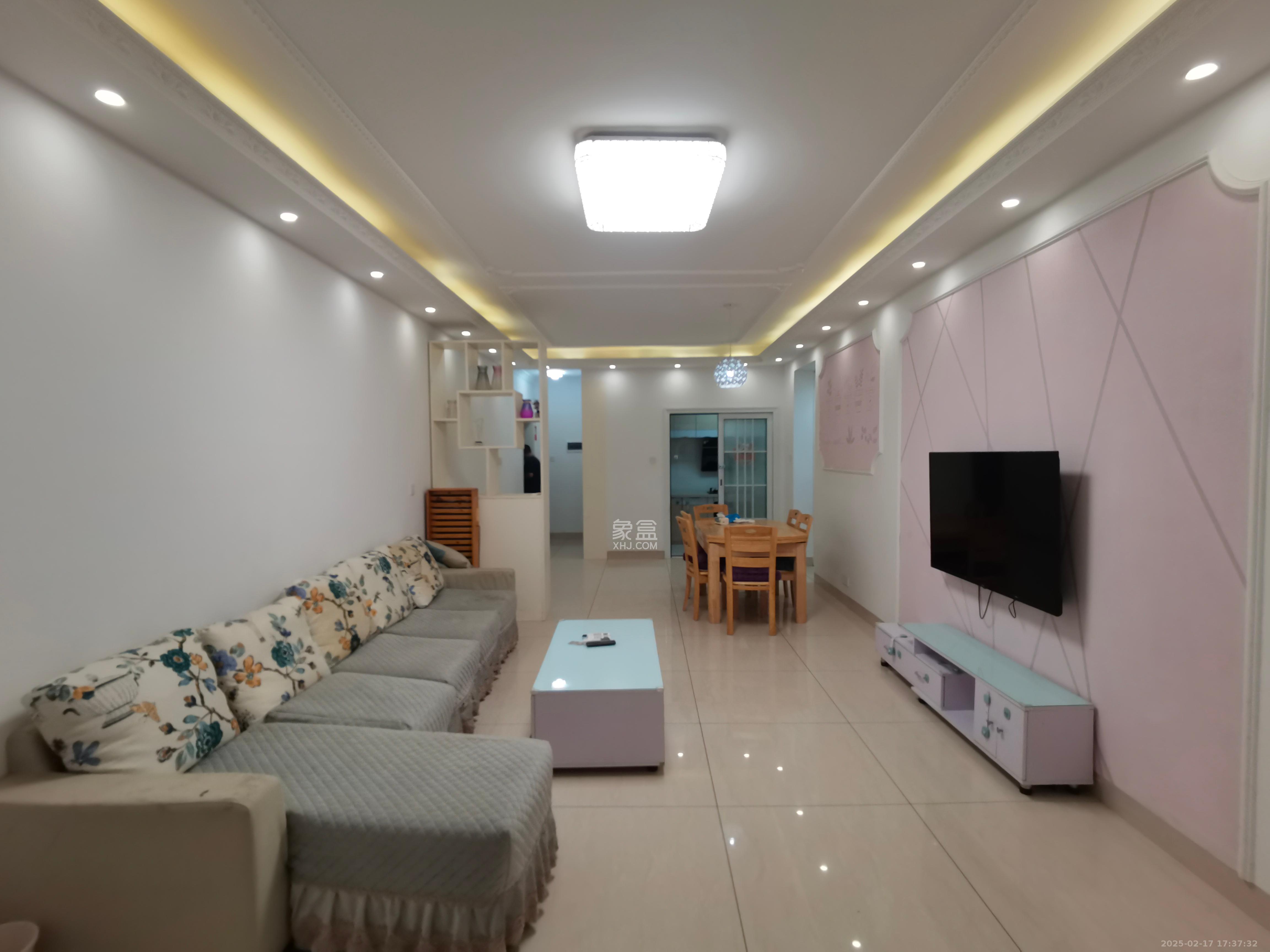 尚御尊城  2室1厅1卫    1500.0元/月 尚御尊城  2室1厅1卫    1500.0元/月