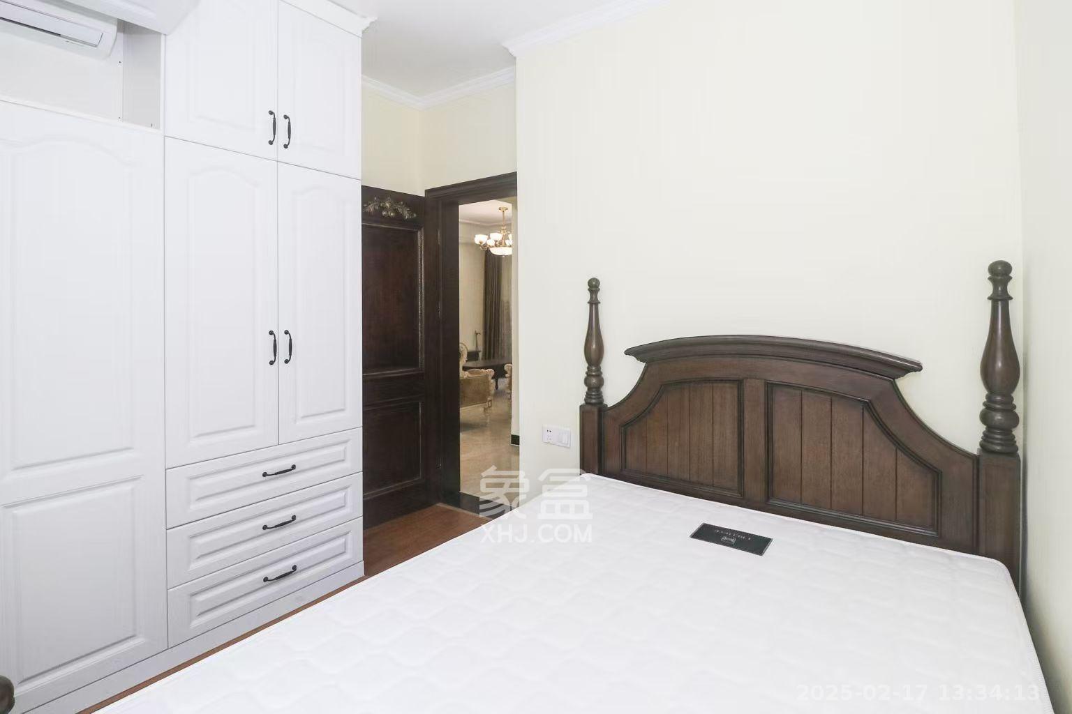 保利西海岸A区 4室2厅2卫 4100.0元/月 保利西海岸A区 4室2厅2卫 4100.0元/月室内图