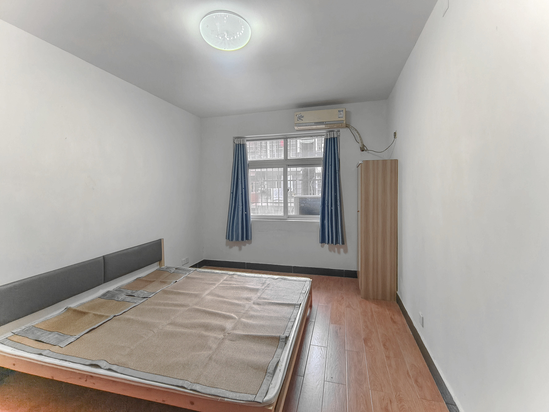 湘瑞家园 2室2厅1卫 42.0万 湘瑞家园 2室2厅1卫 42.0万卧室