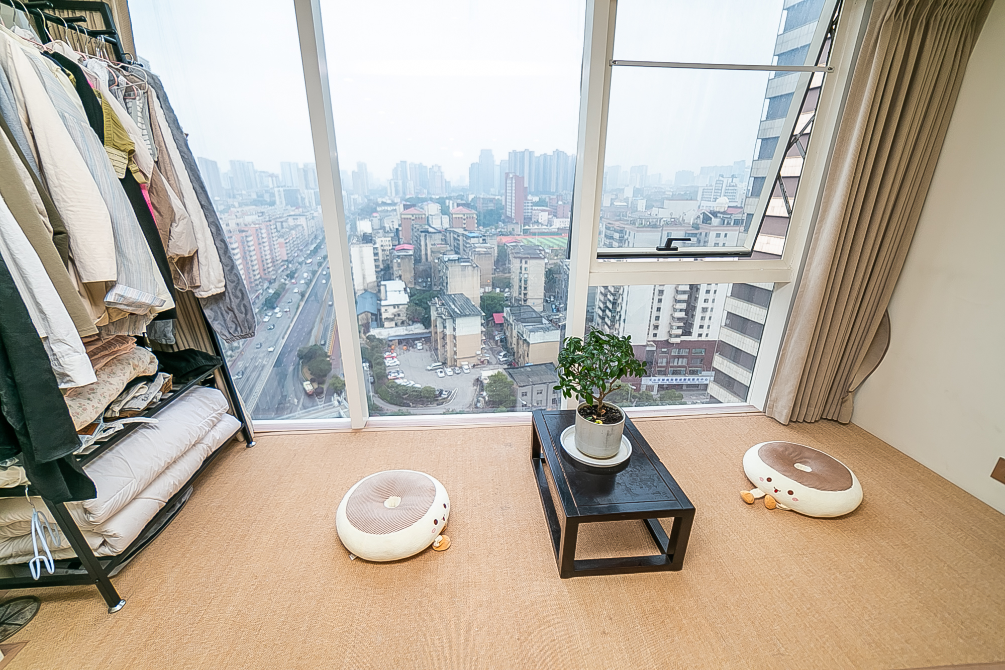 东怡外国(南湖一号) 1室1厅1卫 39.5万 东怡外国(南湖一号) 1室1厅1卫 39.5万其他