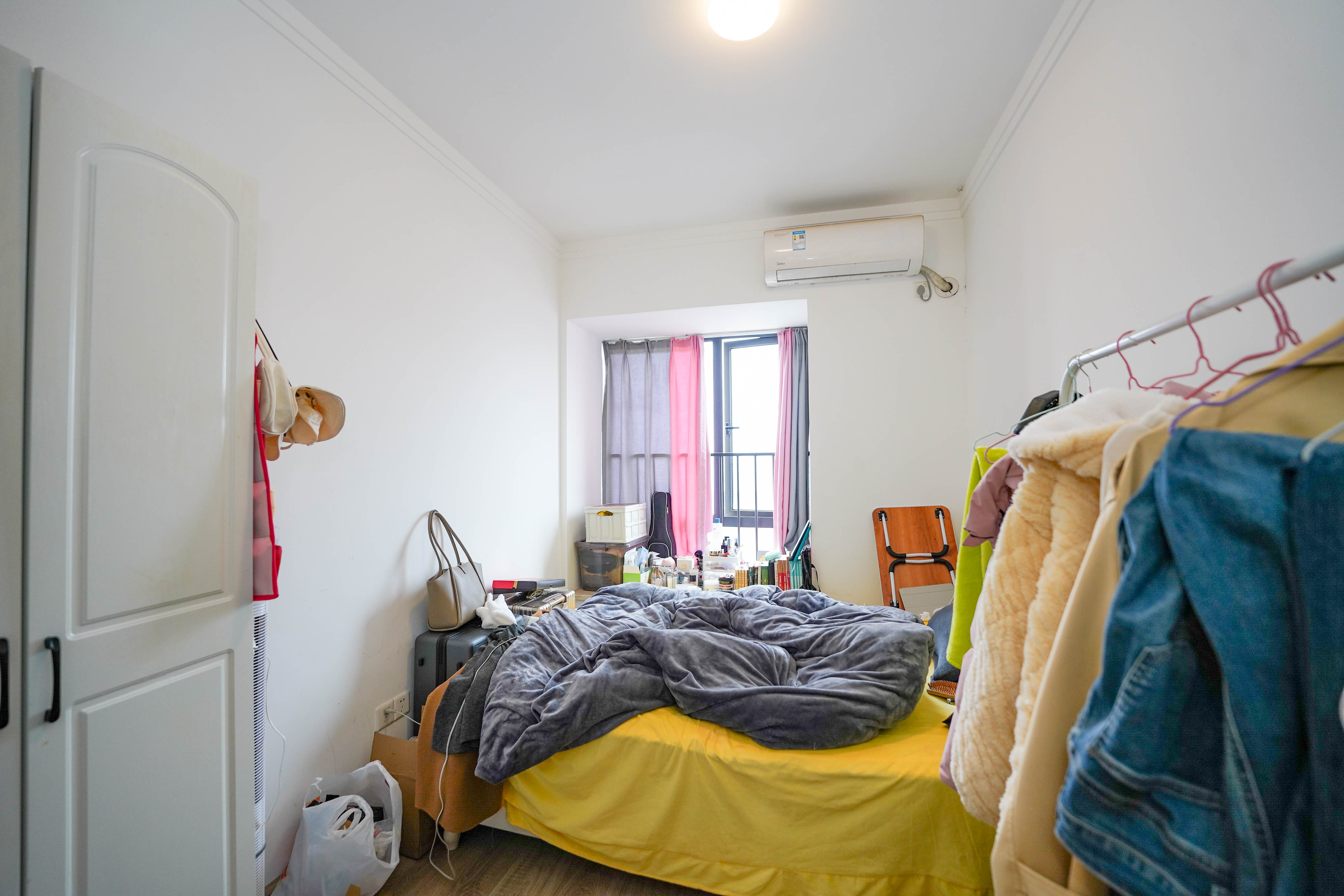 汇金城/嘉华城(二期、三期) 4室2厅2卫 156.0万 汇金城/嘉华城(二期、三期) 4室2厅2卫 156.0万卧室