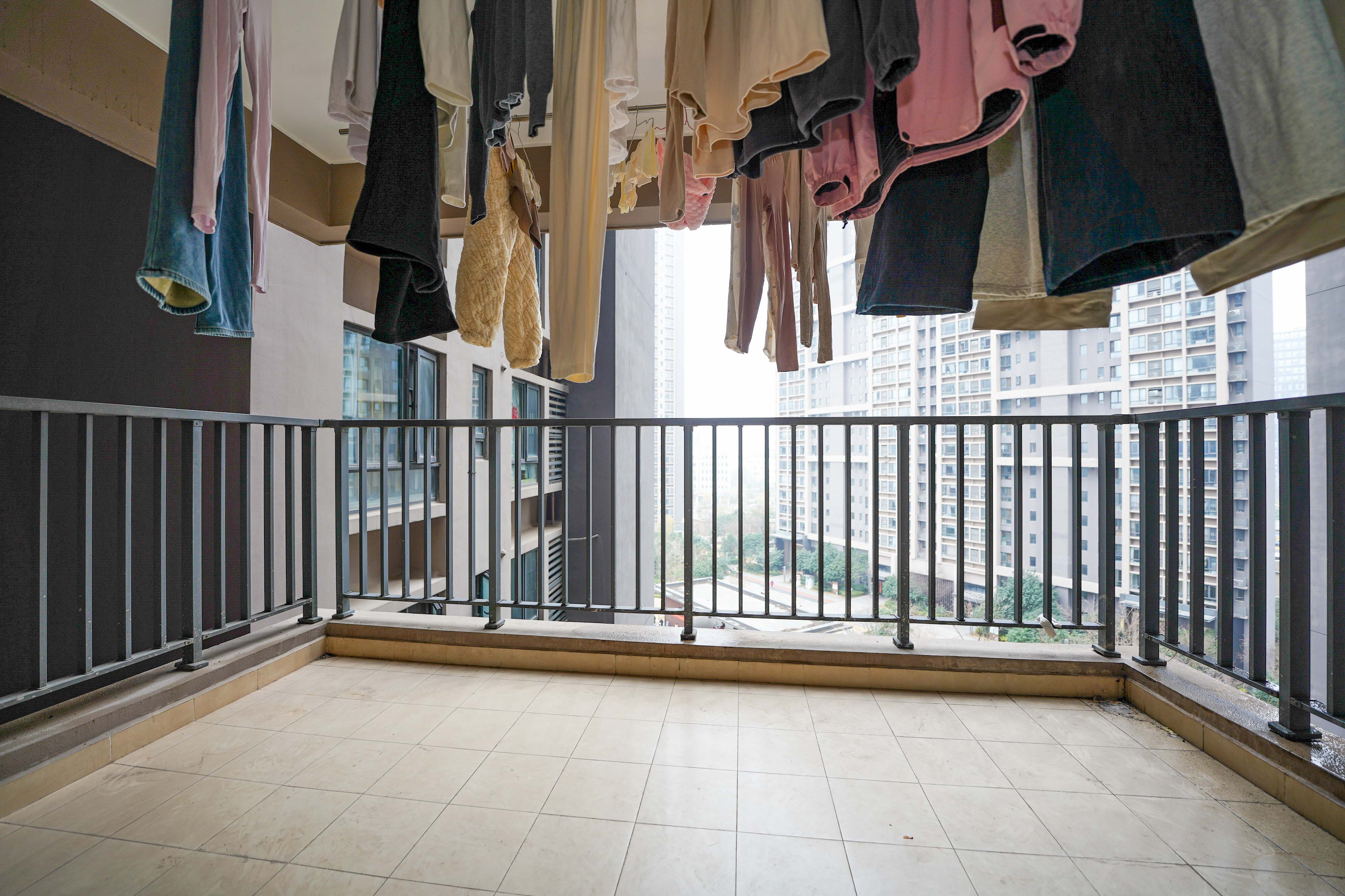 汇金城/嘉华城(二期、三期) 4室2厅2卫 156.0万 汇金城/嘉华城(二期、三期) 4室2厅2卫 156.0万其他