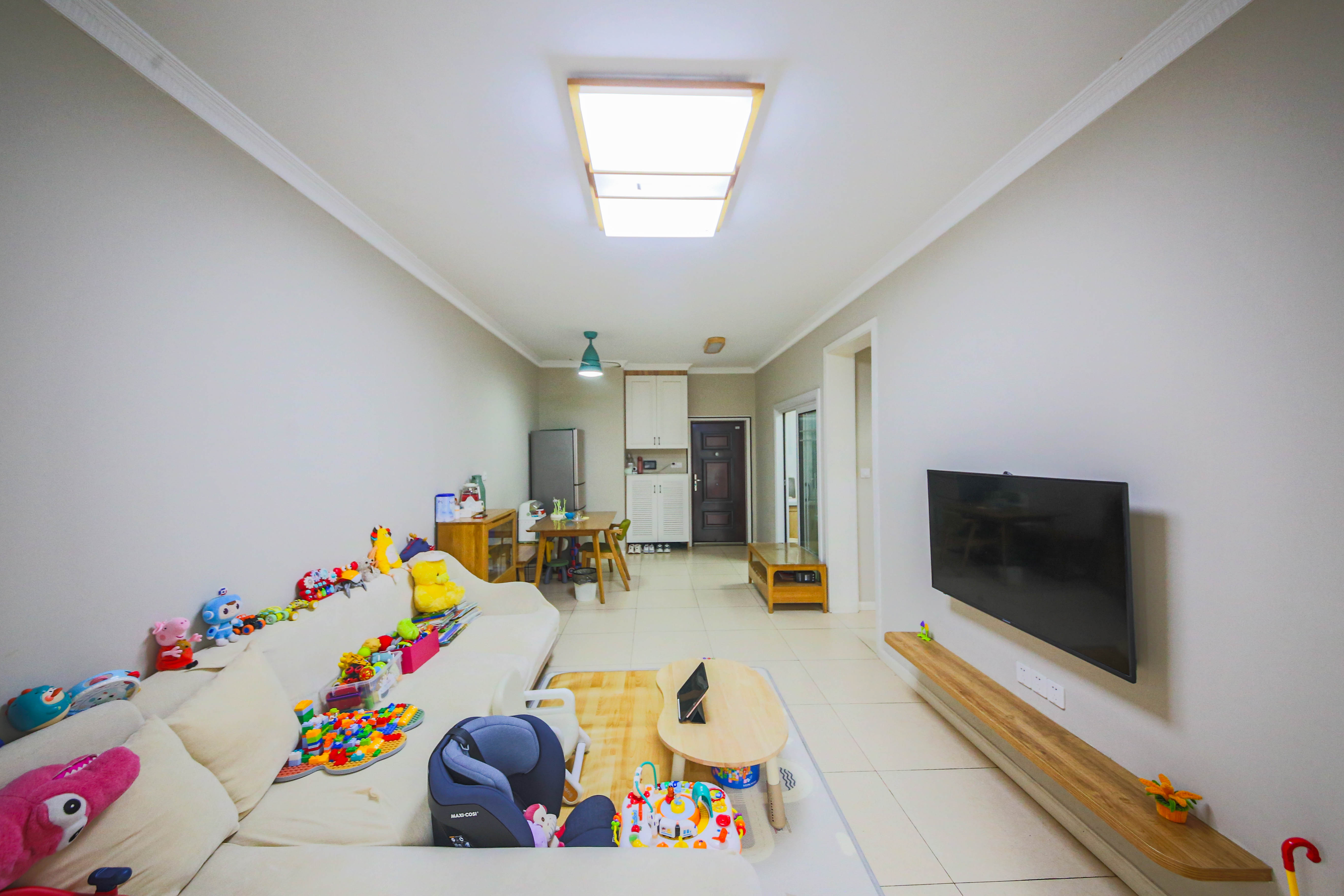 中建信和城  3室2厅1卫   112.00万客厅