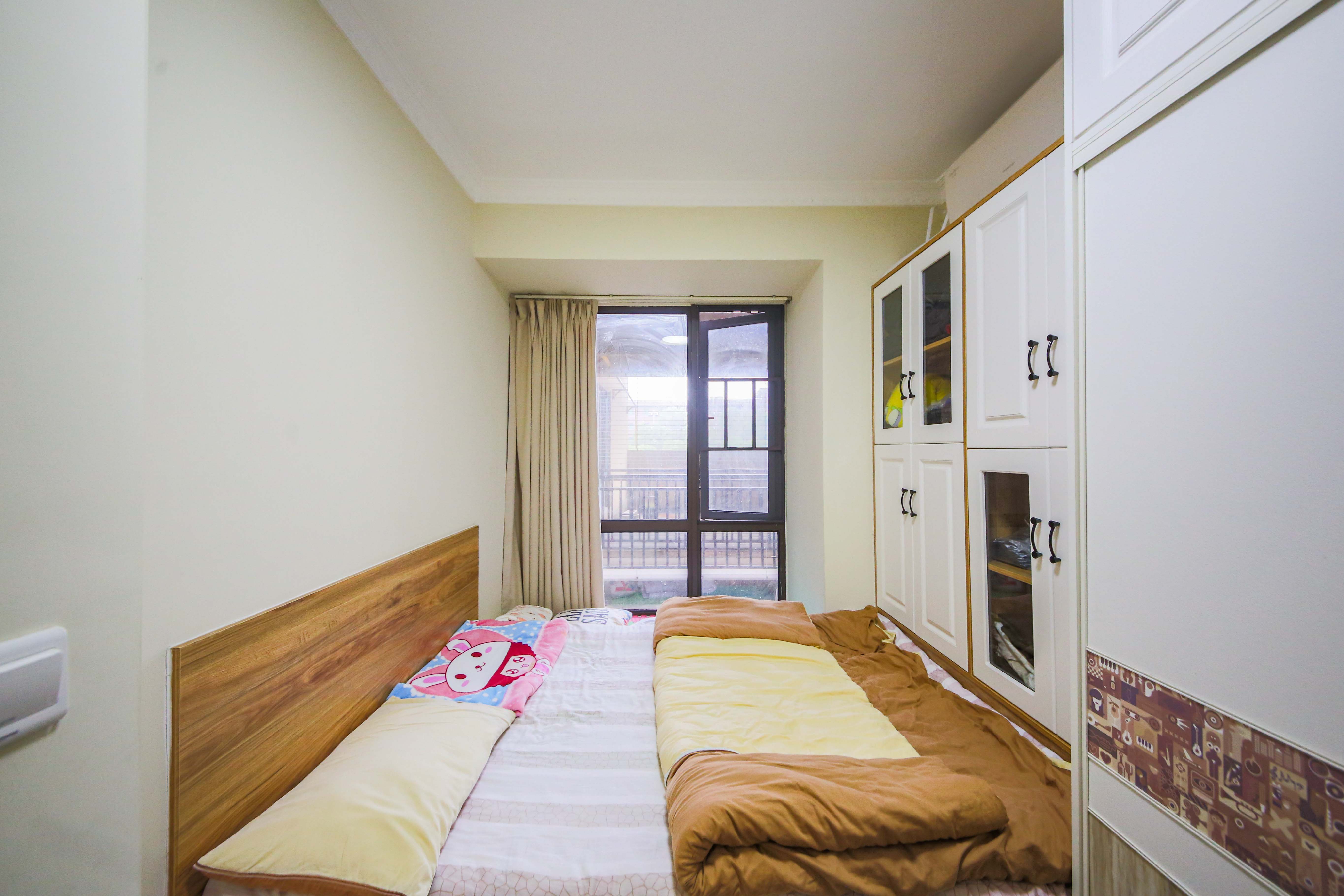 中建信和城  3室2厅1卫   112.00万卧室
