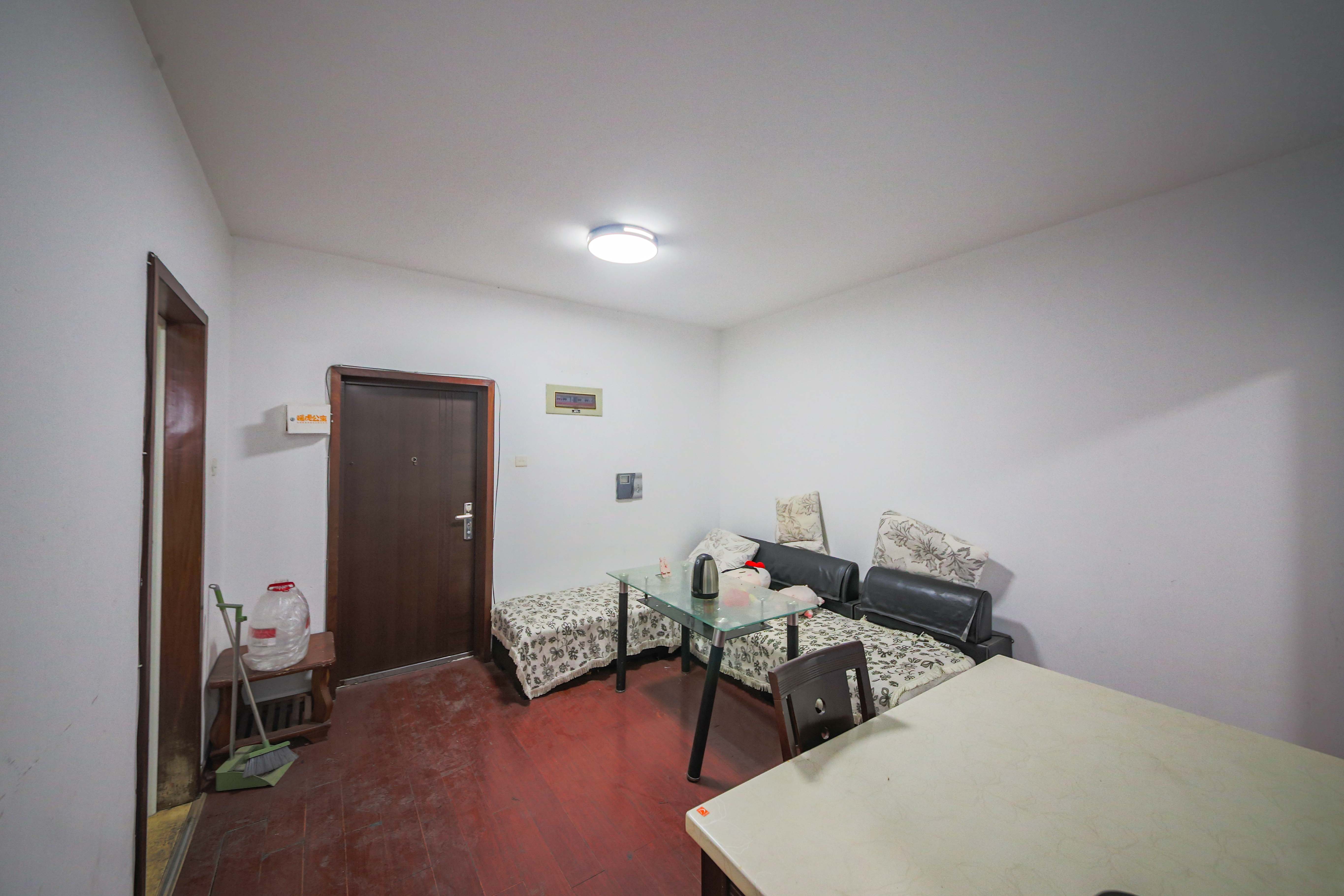 申奥美域 3室2厅1卫 68.0万 申奥美域 3室2厅1卫 68.0万客厅