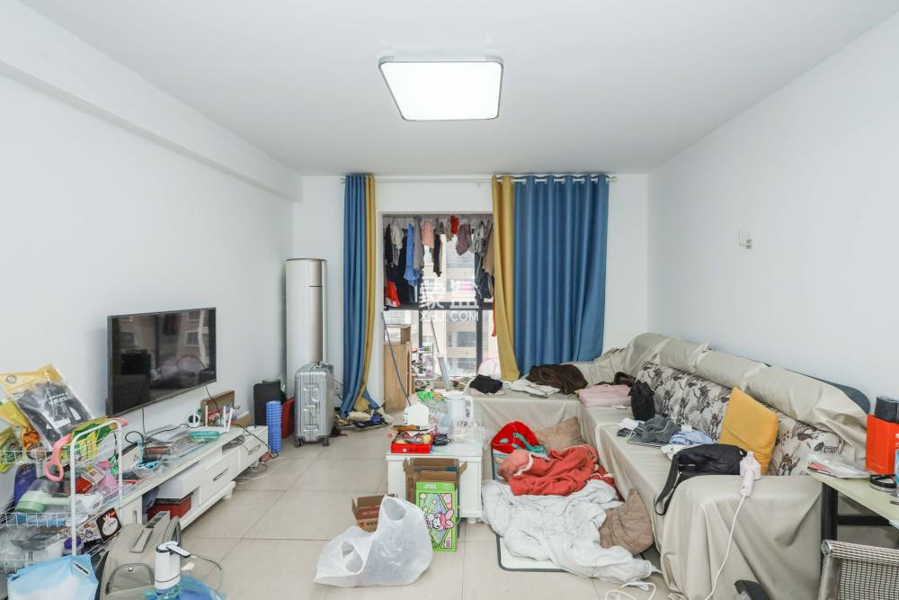和馨园  2室2厅1卫   67.00万