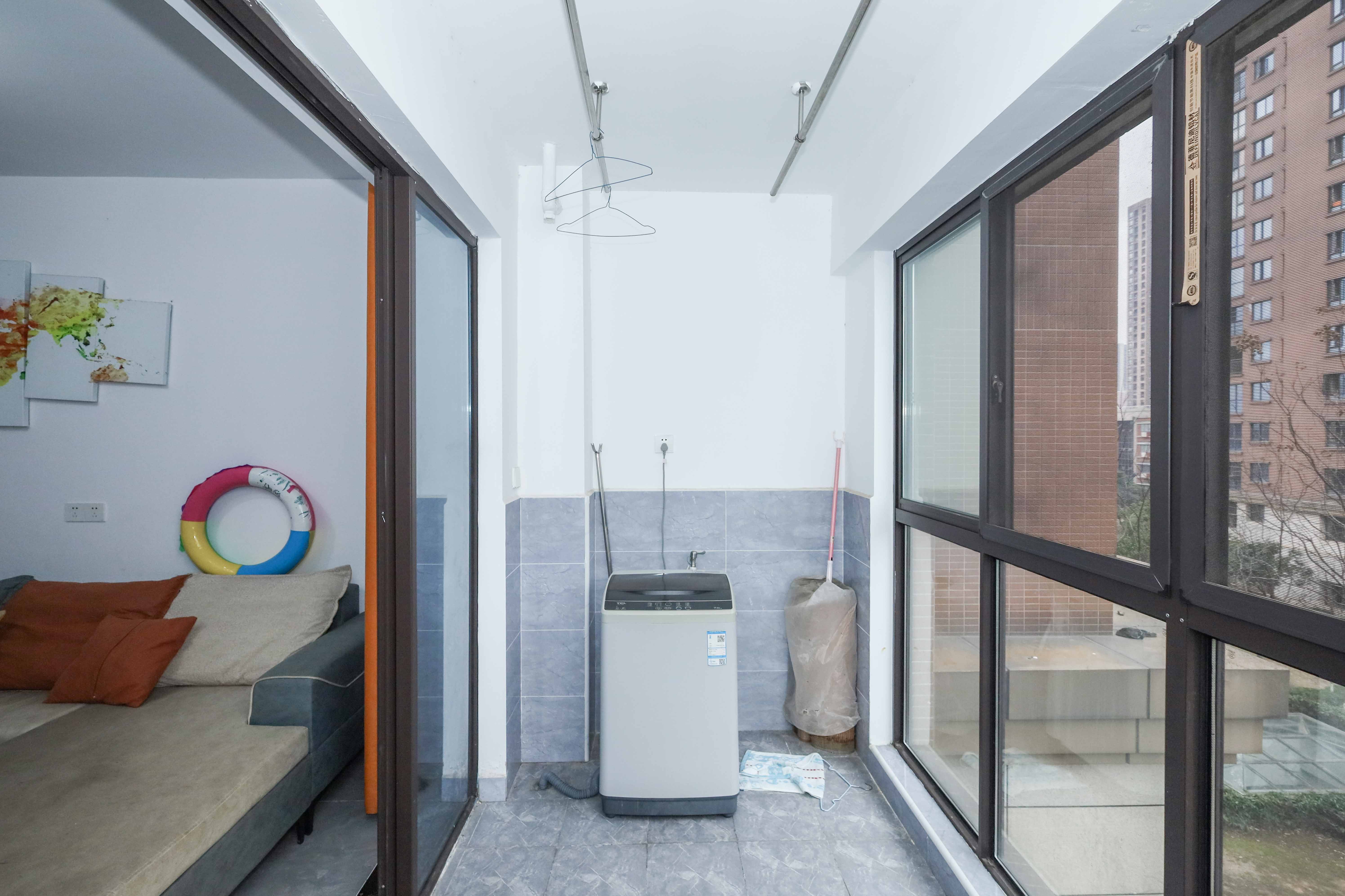 中冶中央公园 4室2厅2卫 125.0万 中冶中央公园 4室2厅2卫 125.0万阳台