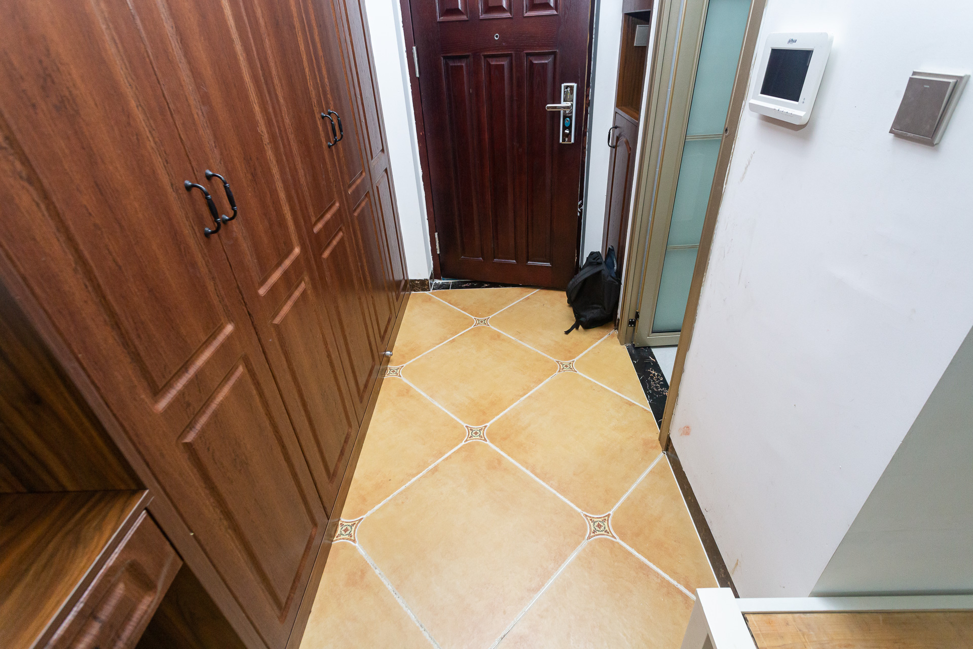 明发国际城 1室1厅1卫 22.0万 明发国际城 1室1厅1卫 22.0万客厅