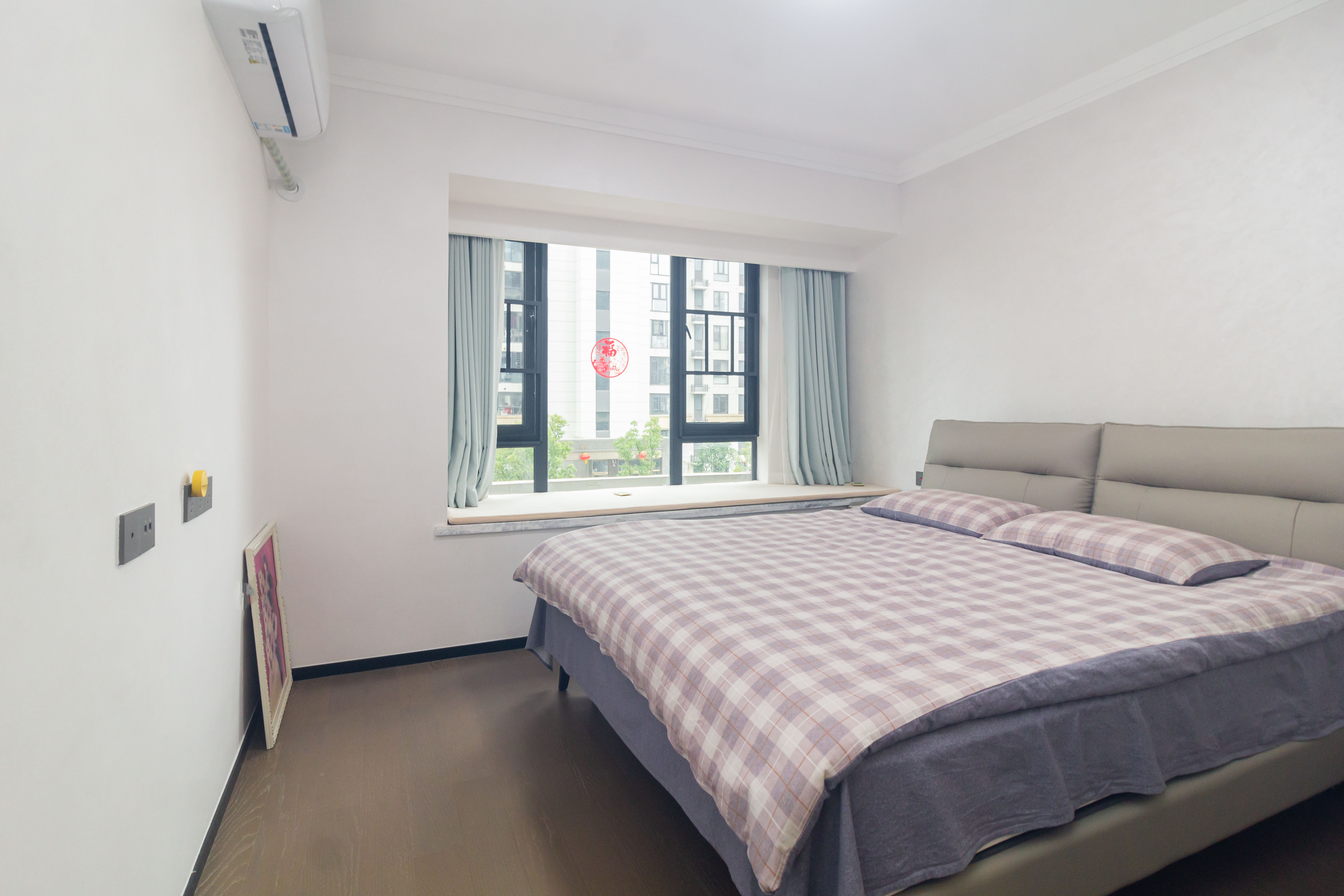 湘语洺悦 4室2厅2卫 238.0万 湘语洺悦 4室2厅2卫 238.0万卧室