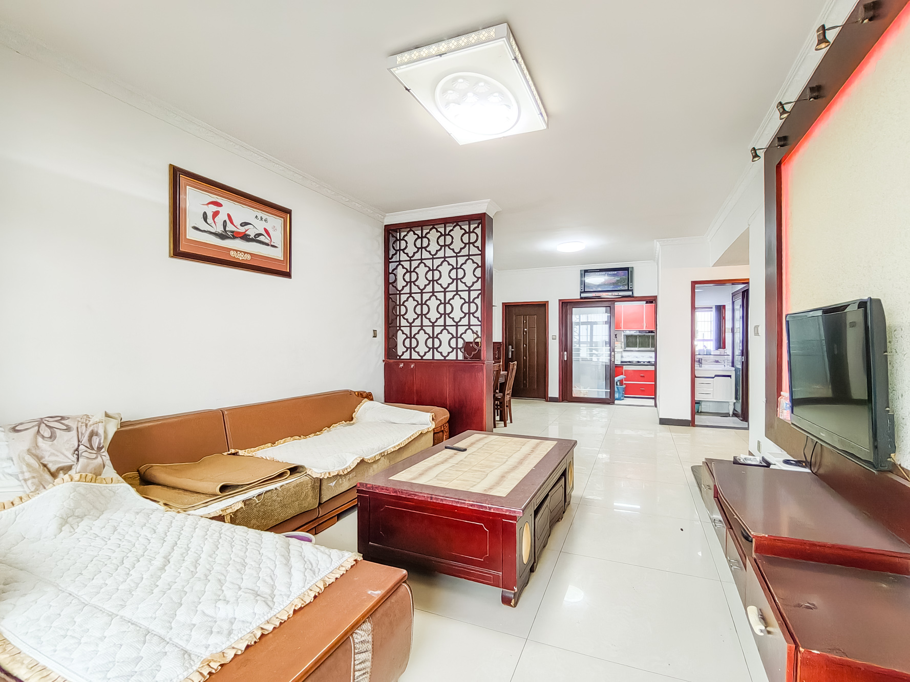 紫晶城 3室2厅1卫 54.8万 紫晶城 3室2厅1卫 54.8万客厅