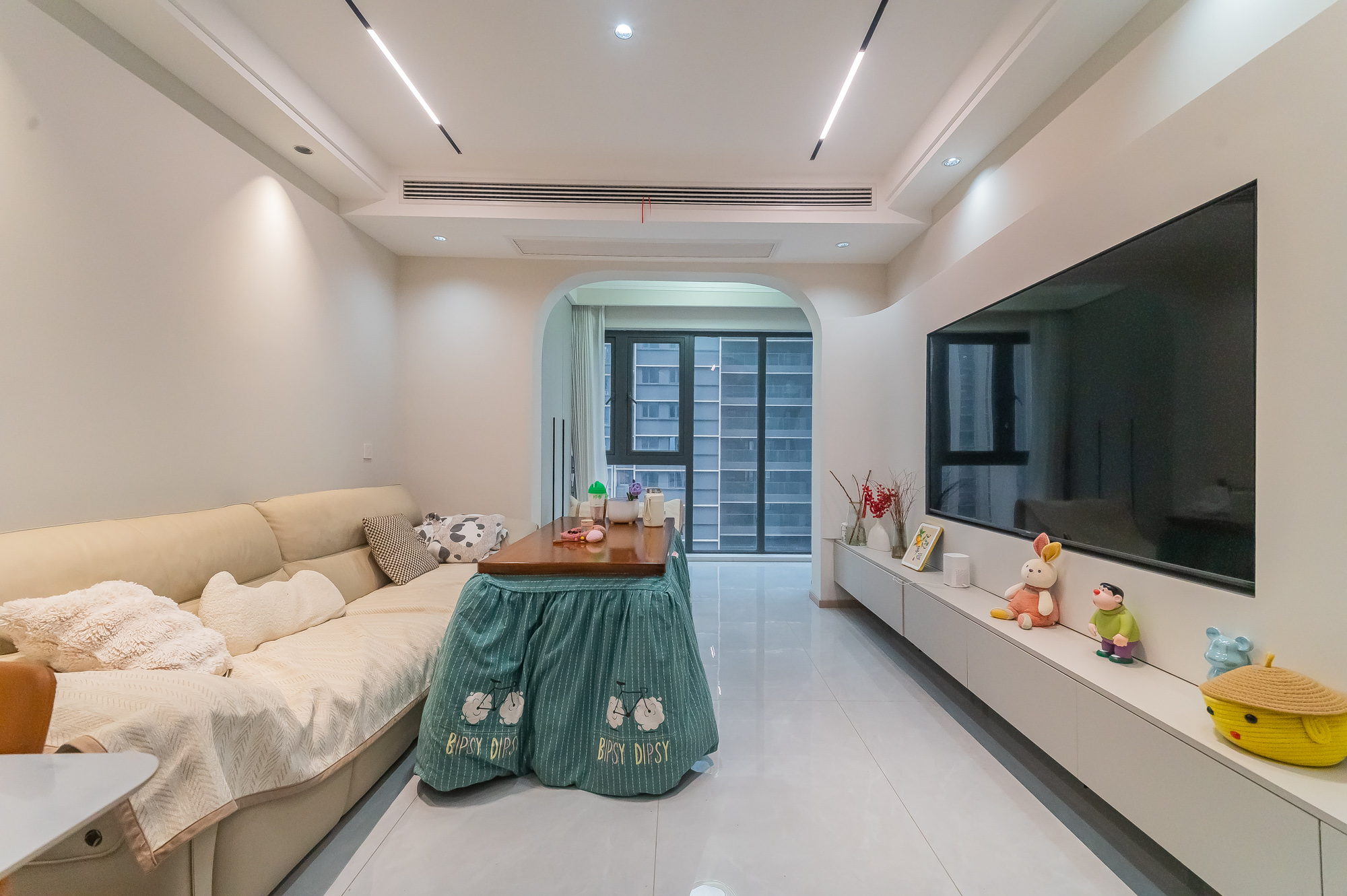 绿城美的明月江南  3室2厅2卫    125.0万 绿城美的明月江南  3室2厅2卫    125.0万客厅