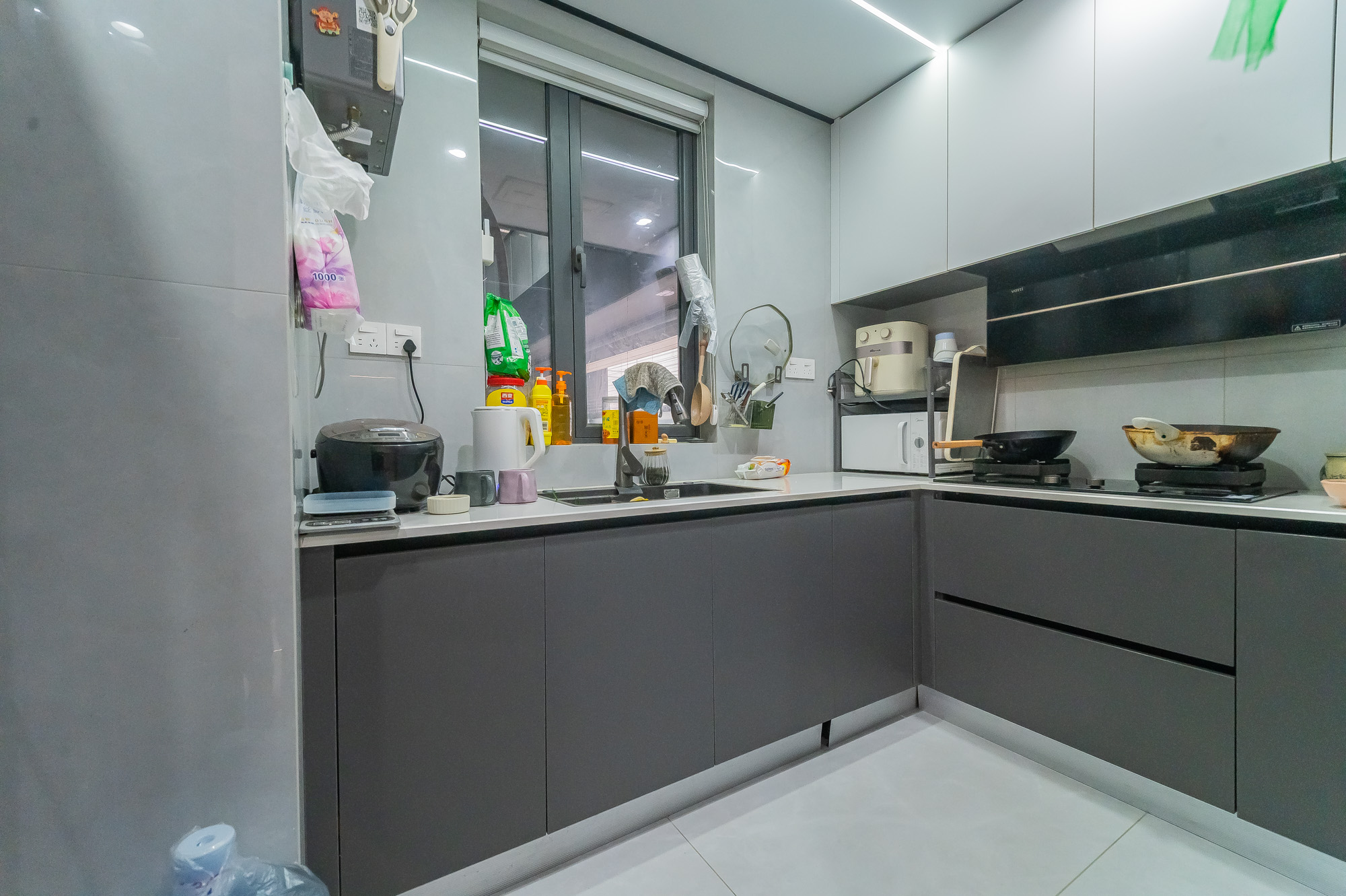 绿城美的明月江南  3室2厅2卫    125.0万 绿城美的明月江南  3室2厅2卫    125.0万厨房