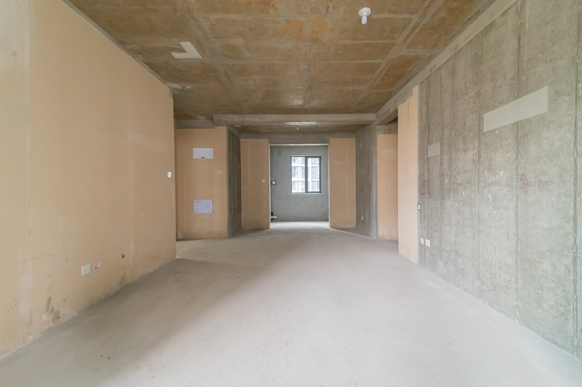 五矿万境松雅 4室2厅2卫 118.0万 五矿万境松雅 4室2厅2卫 118.0万客厅