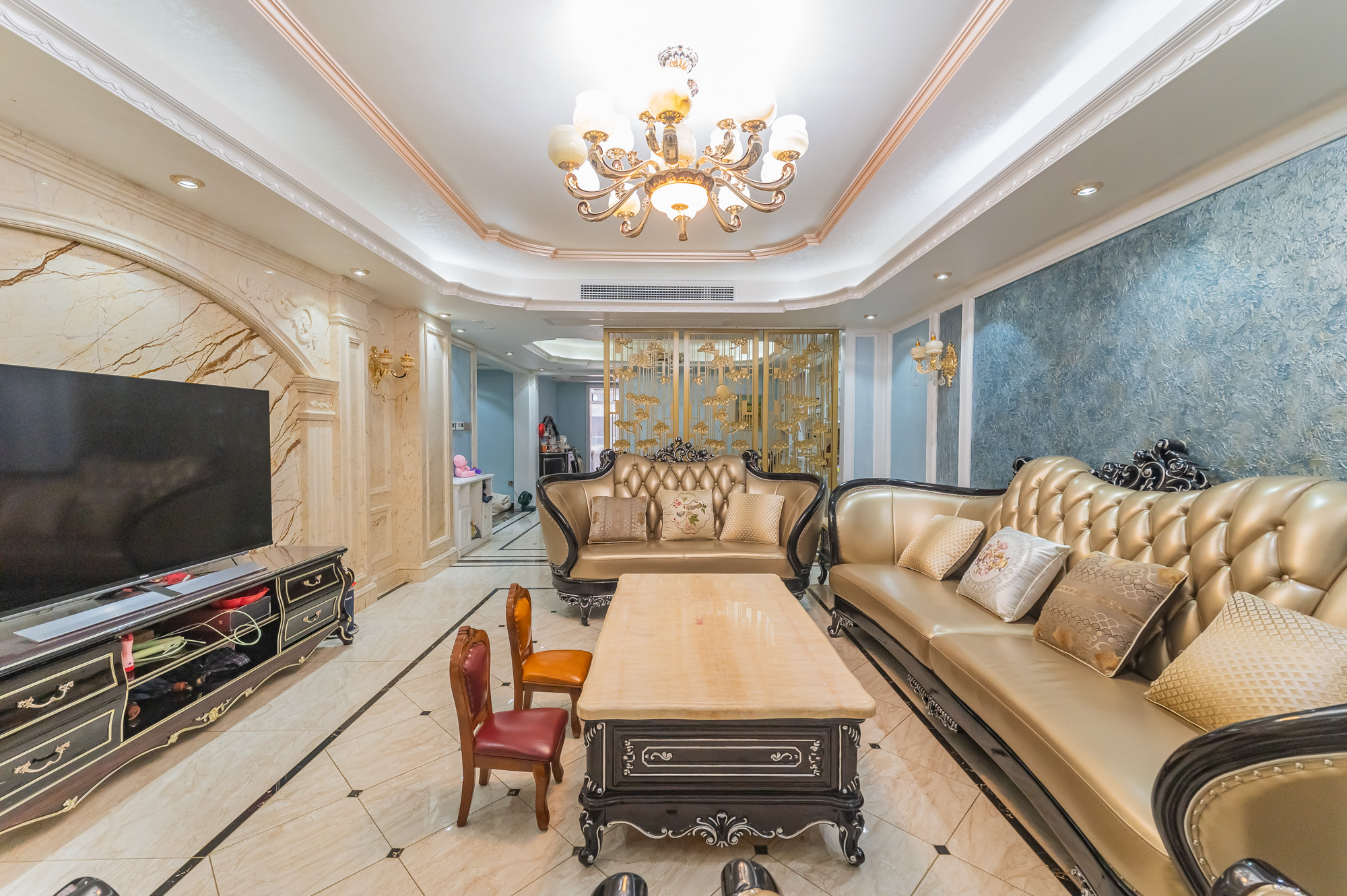 海伦春天  5室3厅2卫    396.0万 海伦春天  5室3厅2卫    396.0万