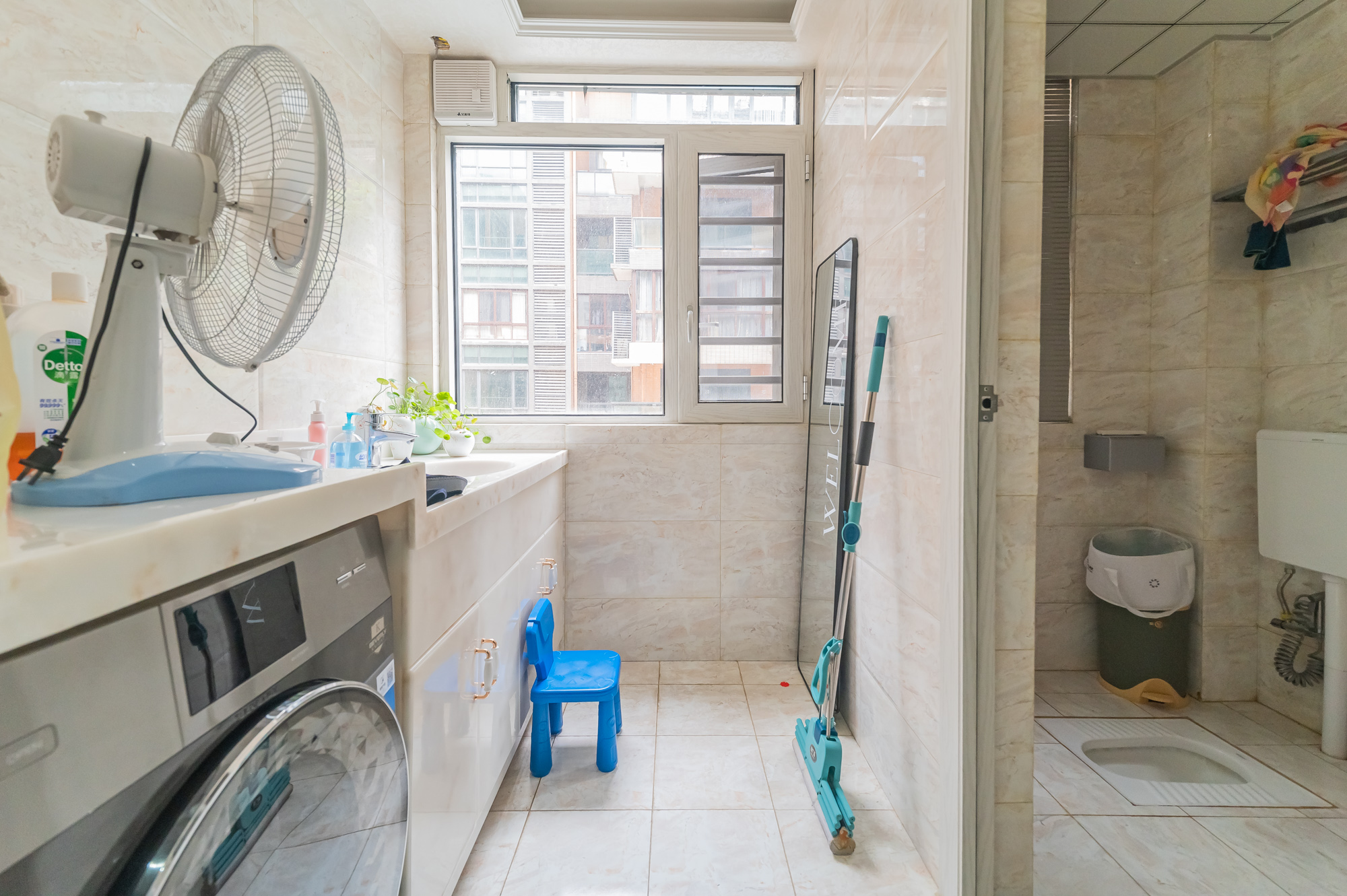 海伦春天  5室3厅2卫    396.0万 海伦春天  5室3厅2卫    396.0万卫生间