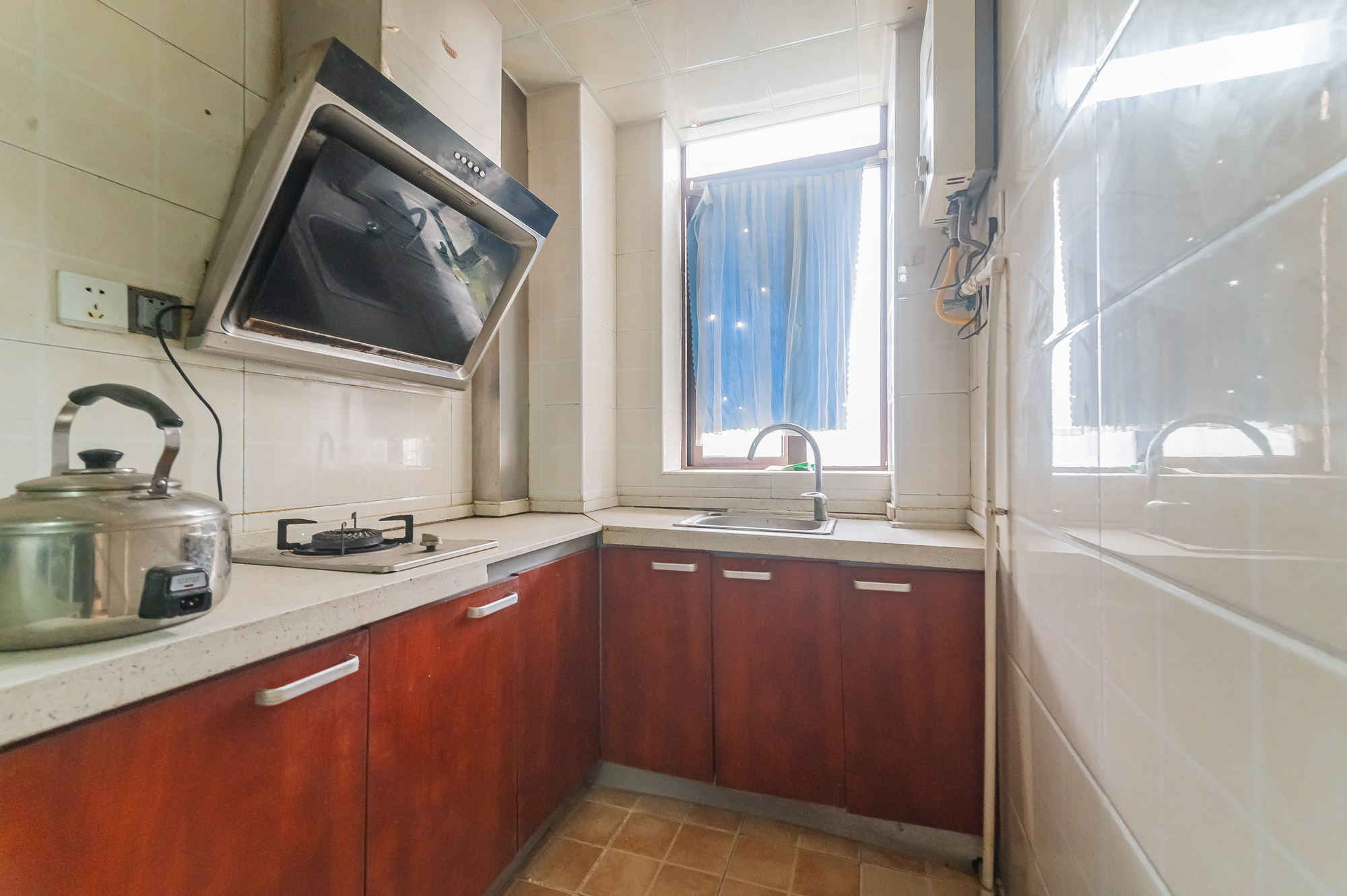 水岸世景 2室1厅1卫 45.0万 水岸世景 2室1厅1卫 45.0万厨房