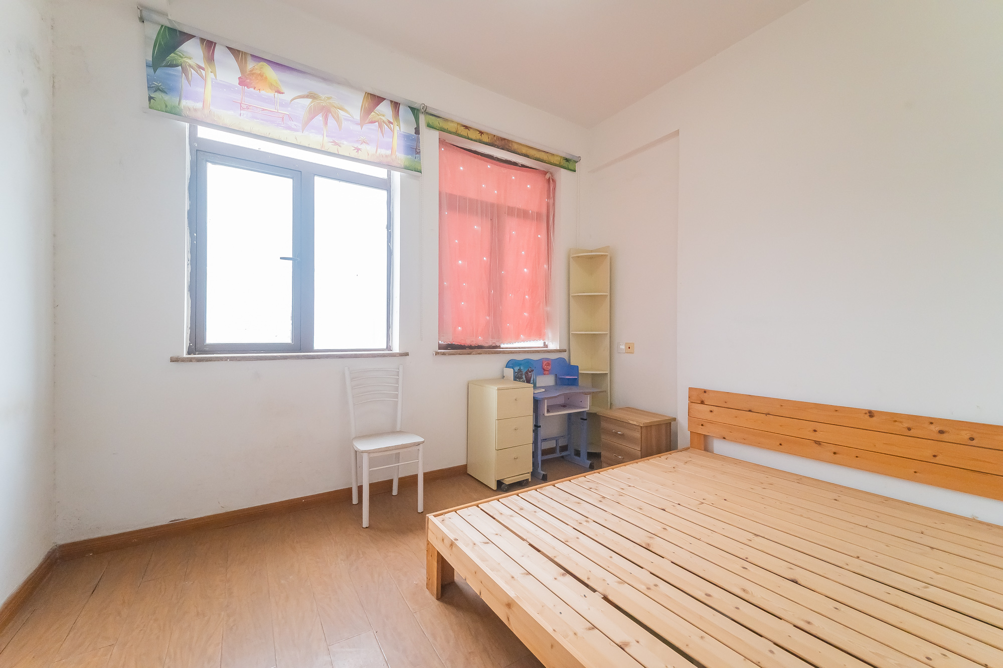 水岸世景 2室1厅1卫 45.0万 水岸世景 2室1厅1卫 45.0万卧室