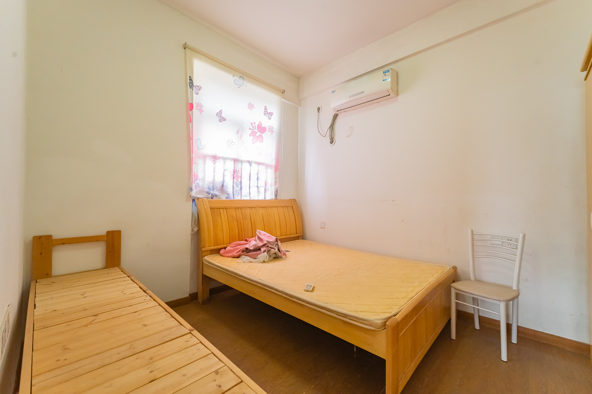 水岸世景 2室1厅1卫 45.0万 水岸世景 2室1厅1卫 45.0万卧室