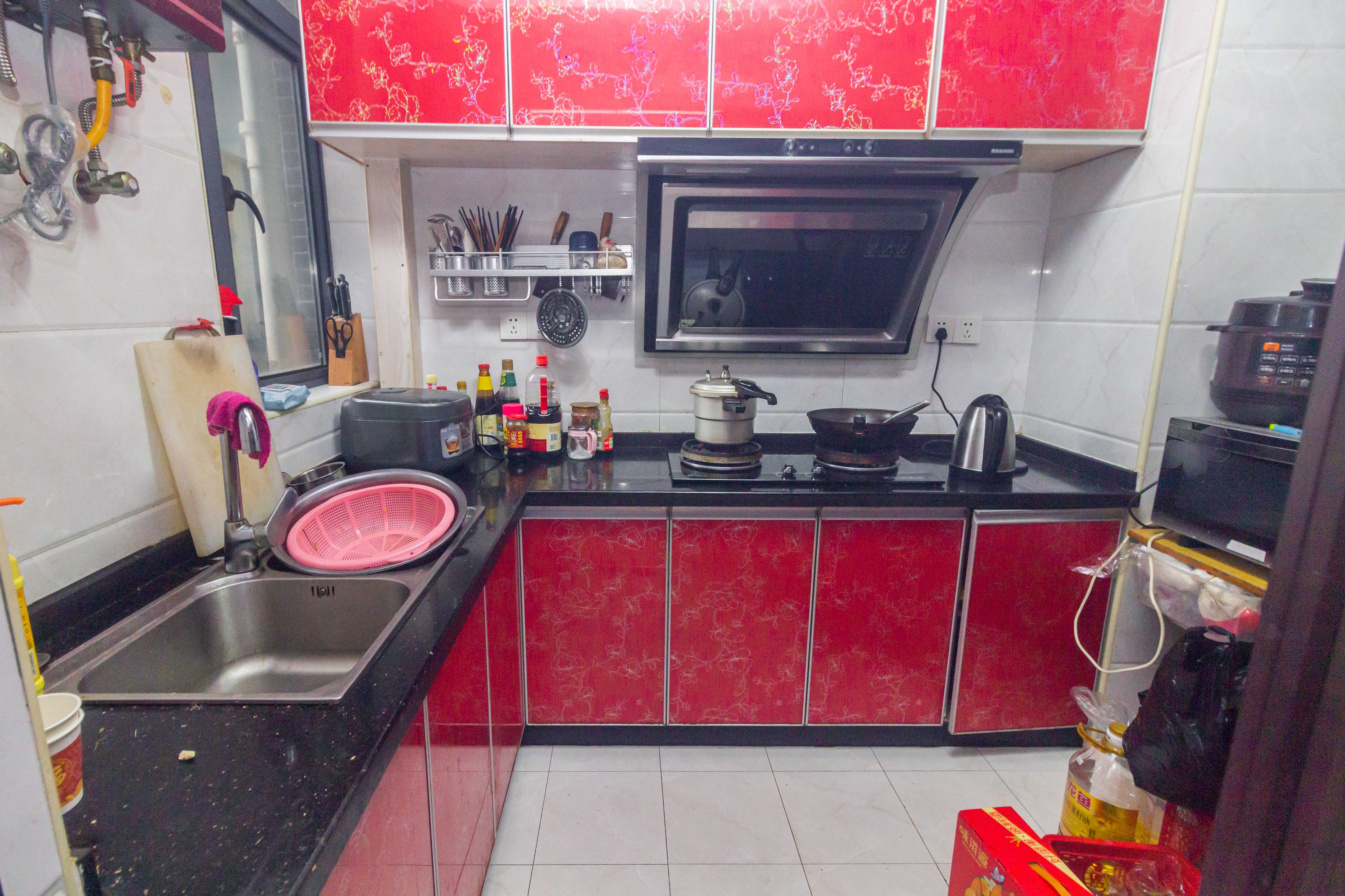 中国铁建国际城二期 3室2厅1卫 47.80万 中国铁建国际城二期 3室2厅1卫 47.80万厨房