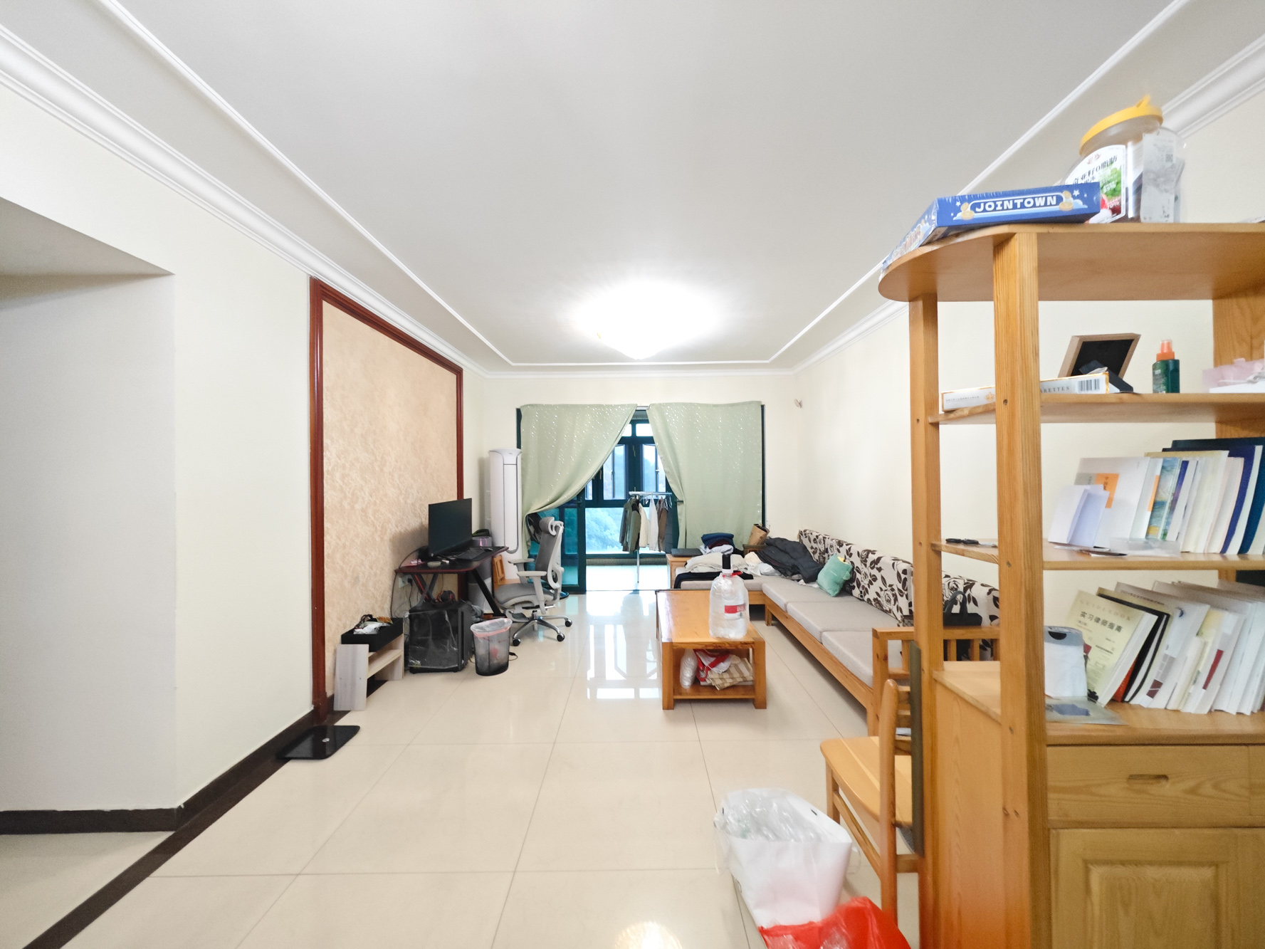 恒大城  3室2厅2卫    88.8万 恒大城  3室2厅2卫    88.8万客厅