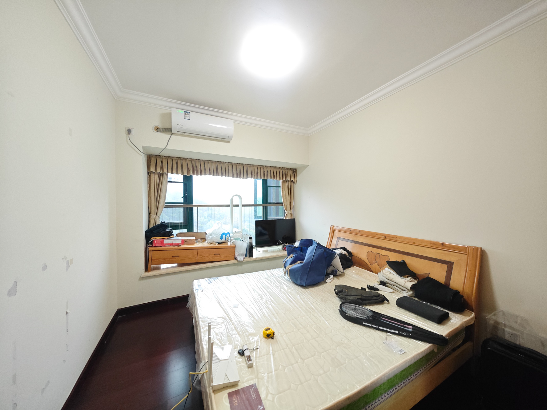 恒大城  3室2厅2卫    88.8万 恒大城  3室2厅2卫    88.8万卧室