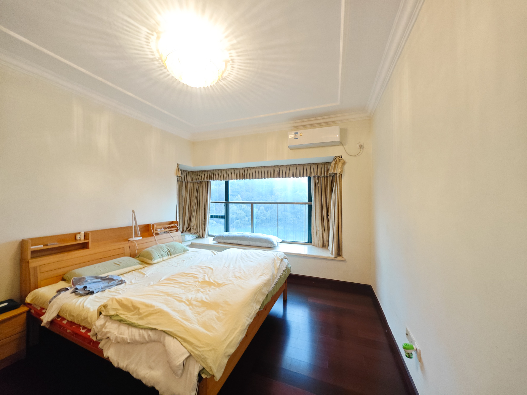 恒大城  3室2厅2卫    88.8万 恒大城  3室2厅2卫    88.8万卧室