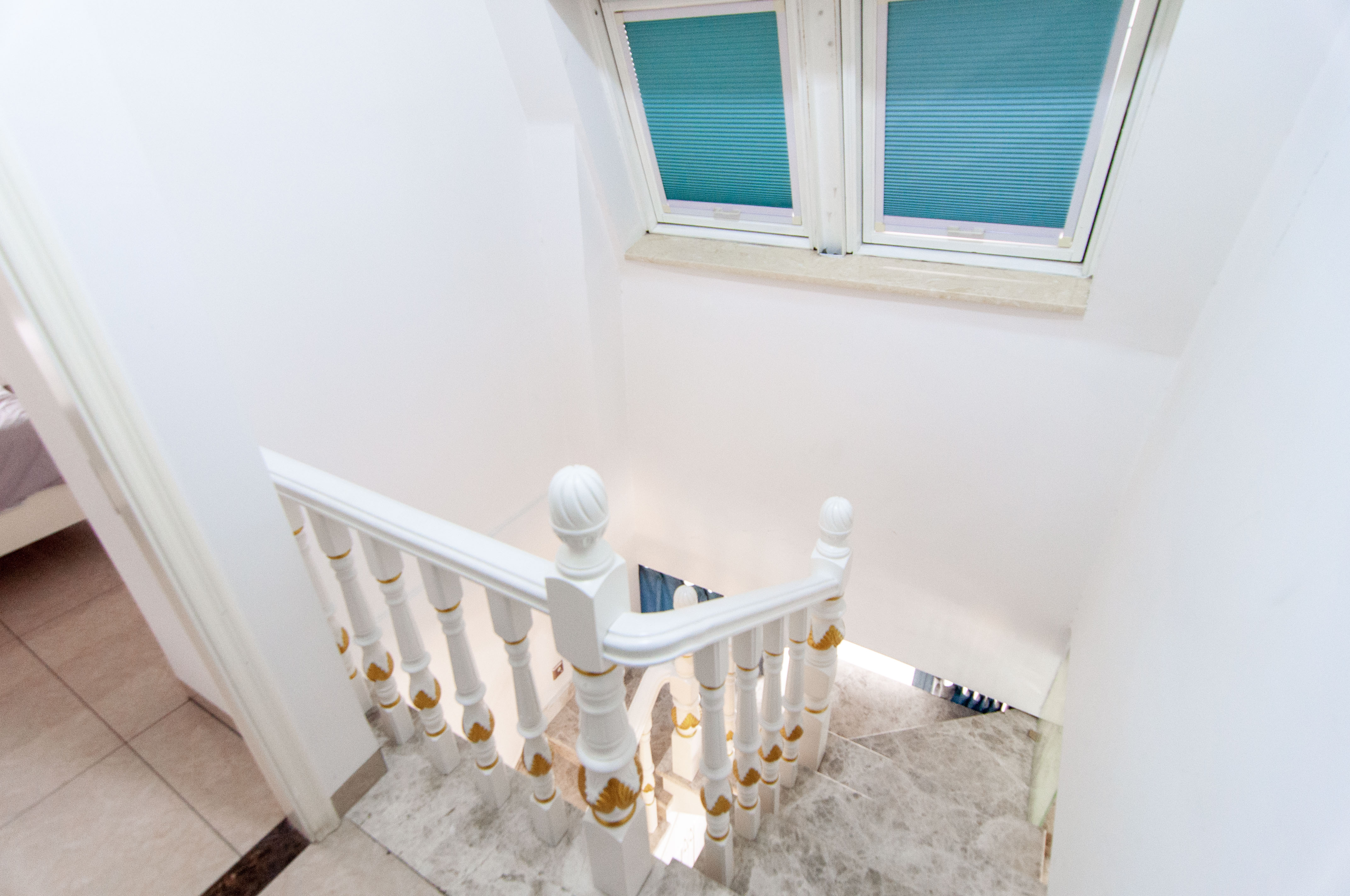 翡翠华庭 4室2厅2卫 112.0万 翡翠华庭 4室2厅2卫 112.0万其他