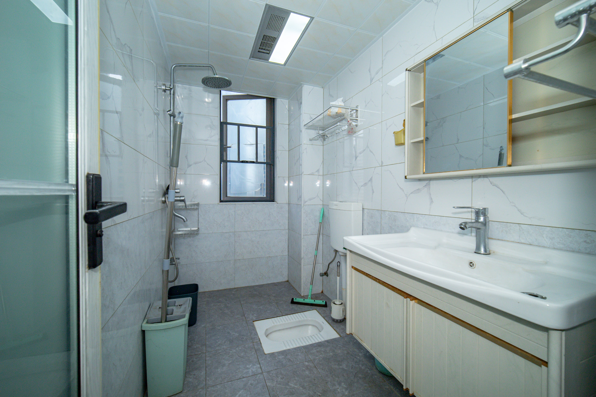 深业喜汇  3室2厅1卫    72.8万卫生间