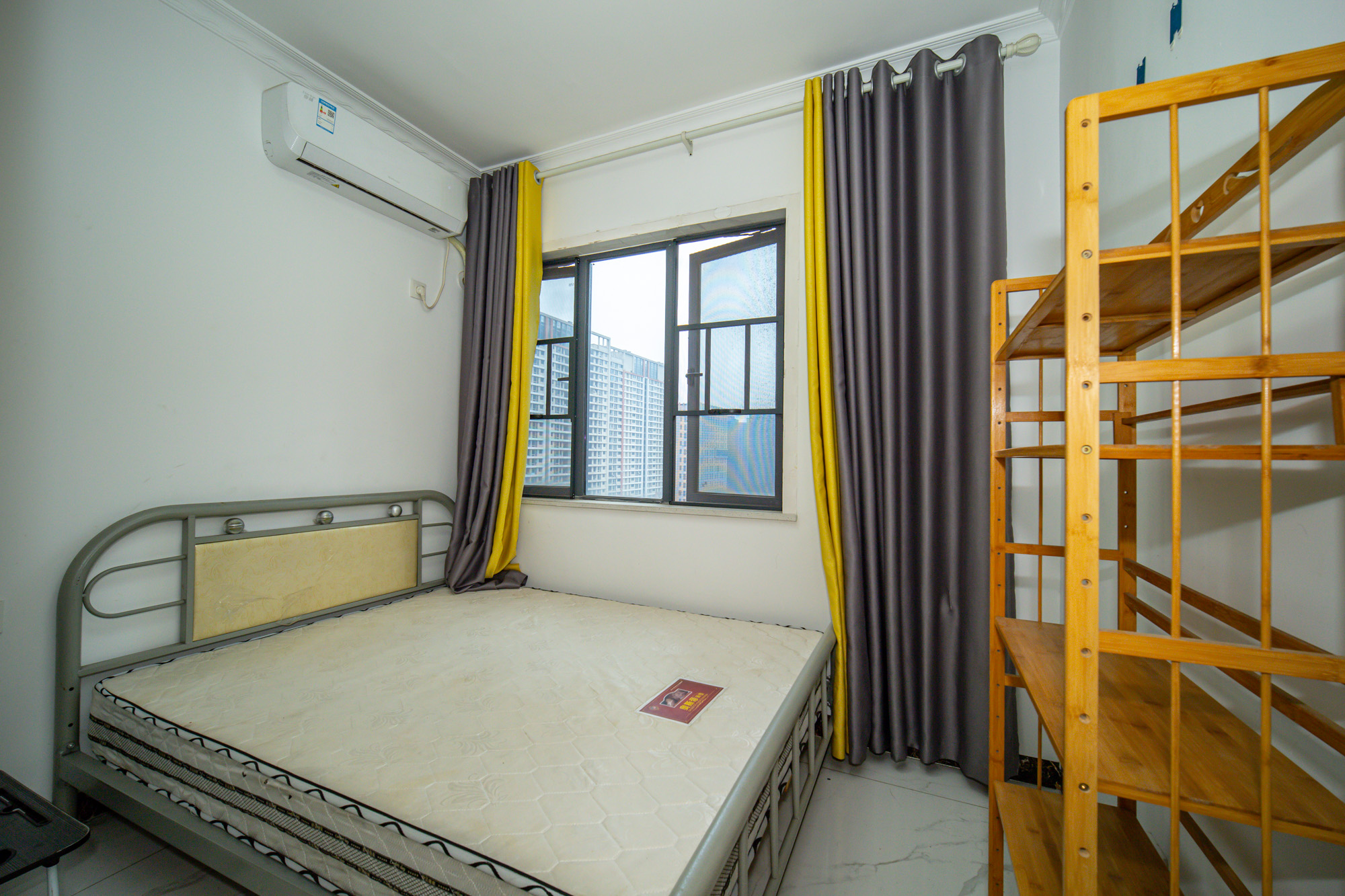 深业喜汇  3室2厅1卫    72.8万卧室