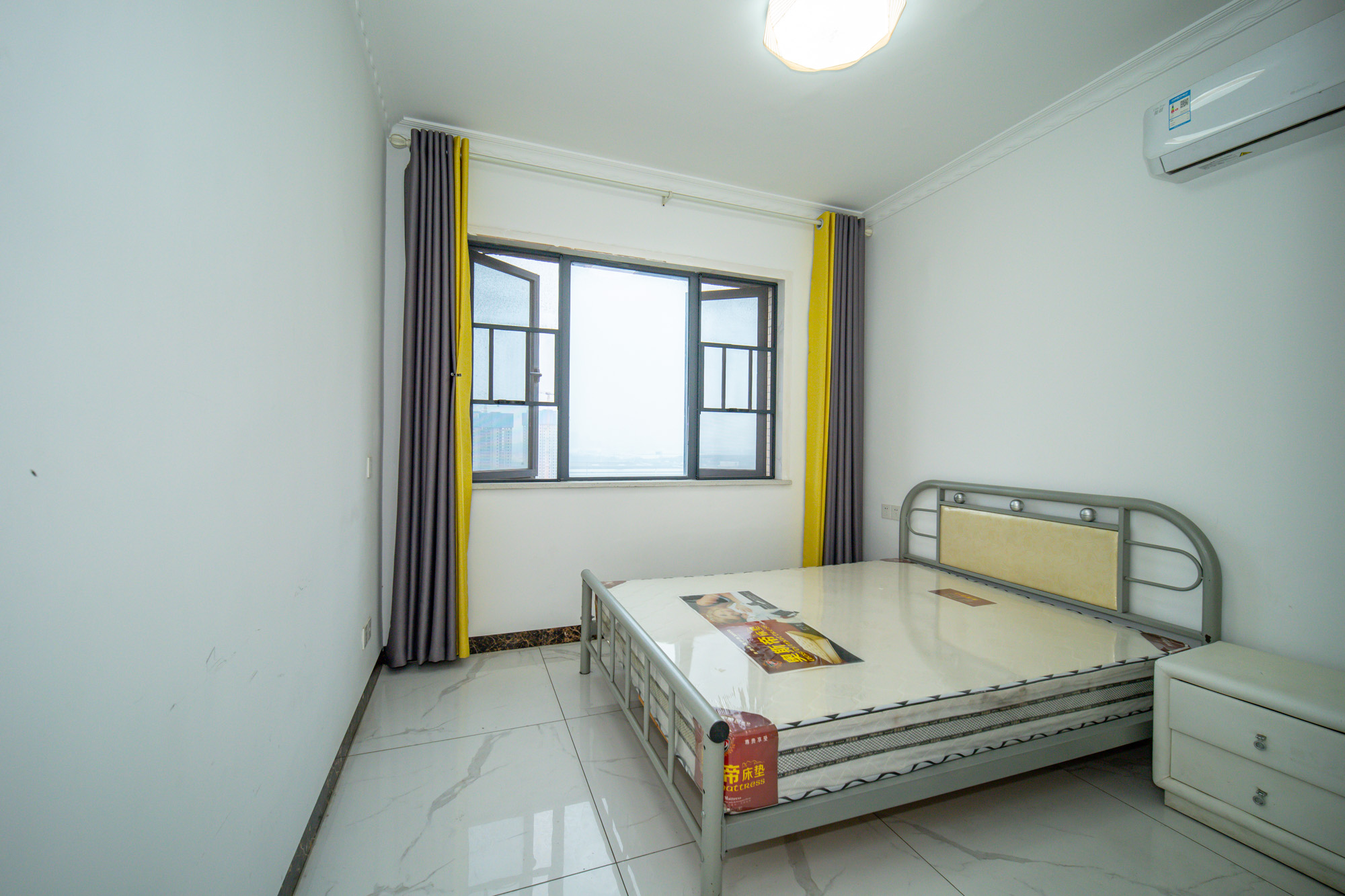 深业喜汇  3室2厅1卫    72.8万卧室