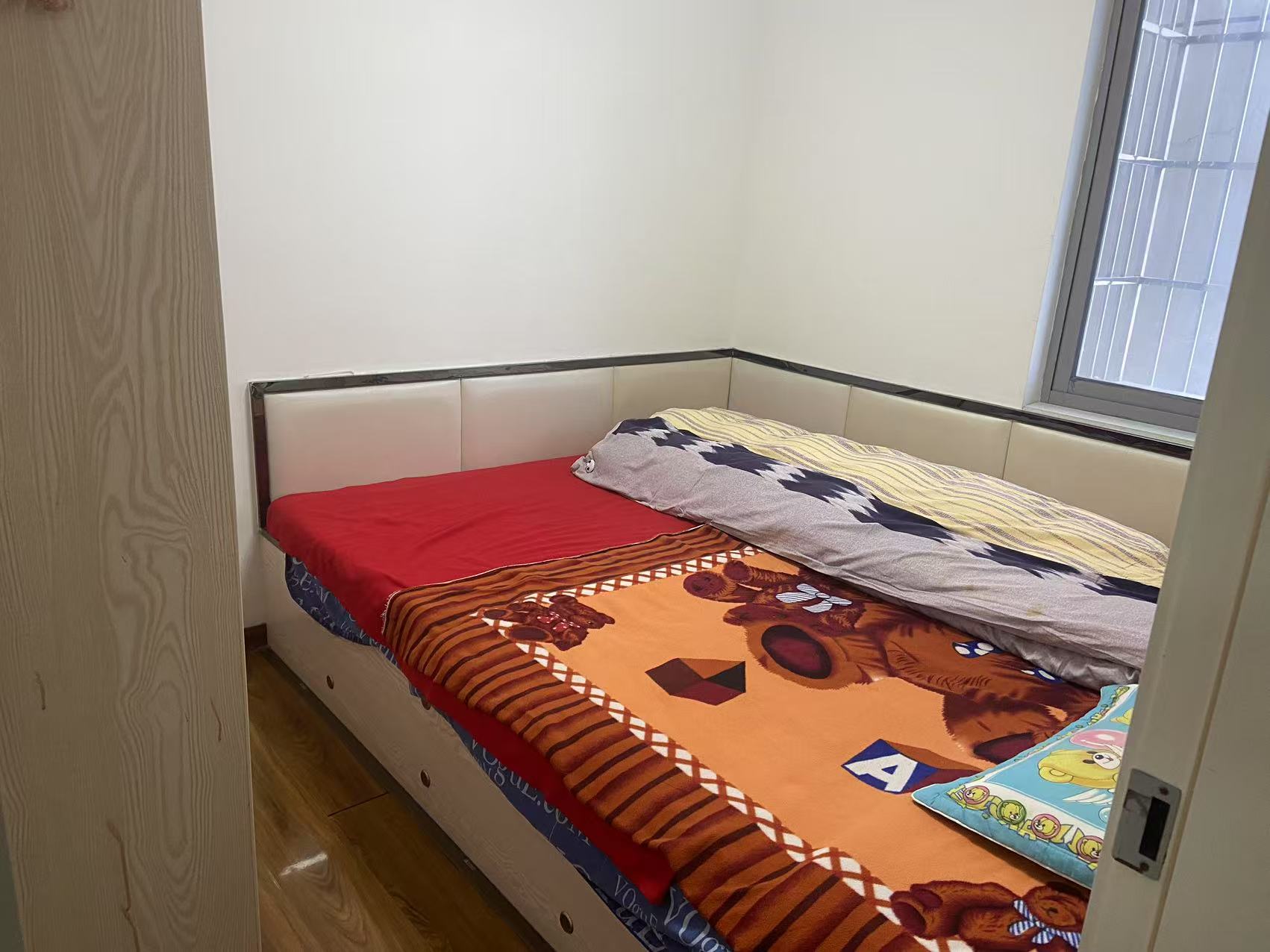 文化园三期 2室2厅1卫 32.8万 文化园三期 2室2厅1卫 32.8万室内图