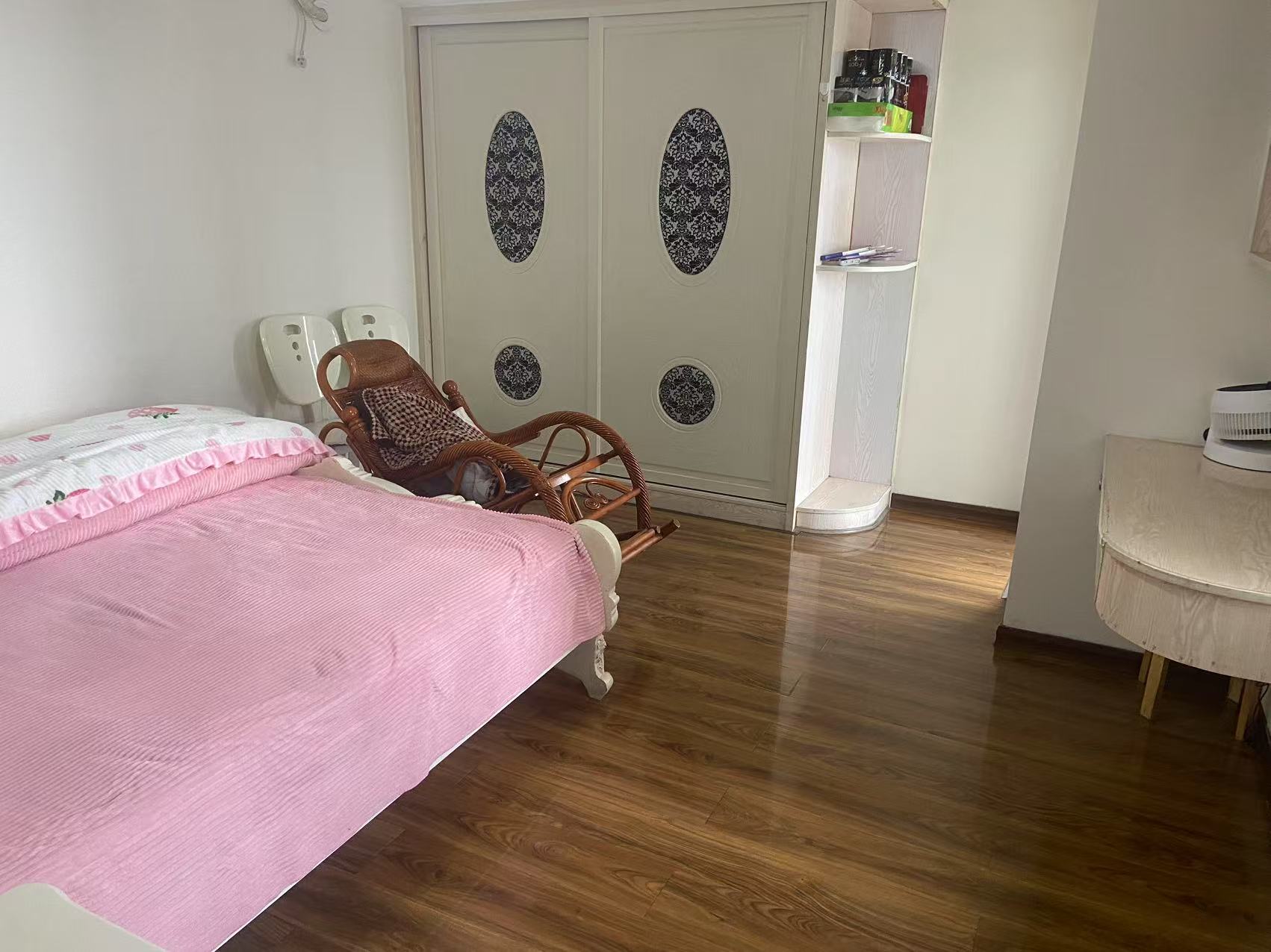 文化园三期 2室2厅1卫 32.8万 文化园三期 2室2厅1卫 32.8万室内图