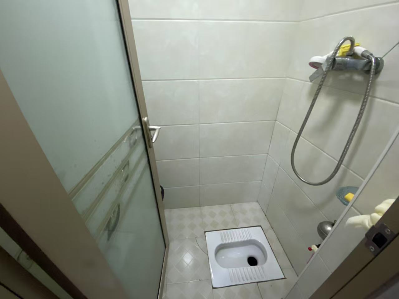 沿江路散盘 2室2厅1卫 30.00万 沿江路散盘 2室2厅1卫 30.00万室内图