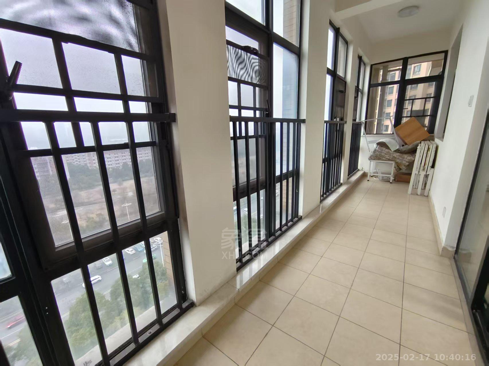 康桥美郡 4室2厅2卫 2000.0元/月 康桥美郡 4室2厅2卫 2000.0元/月室内图