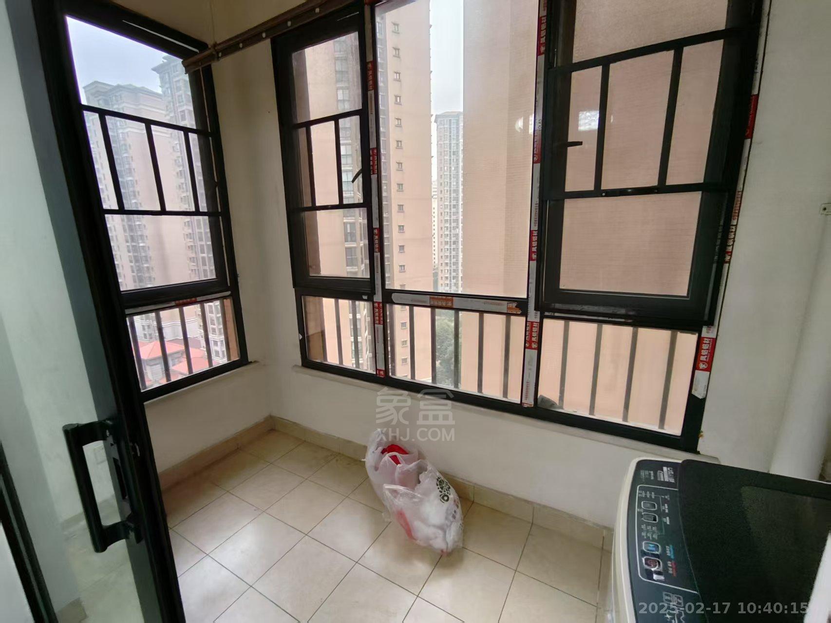 康桥美郡 4室2厅2卫 2000.0元/月 康桥美郡 4室2厅2卫 2000.0元/月室内图