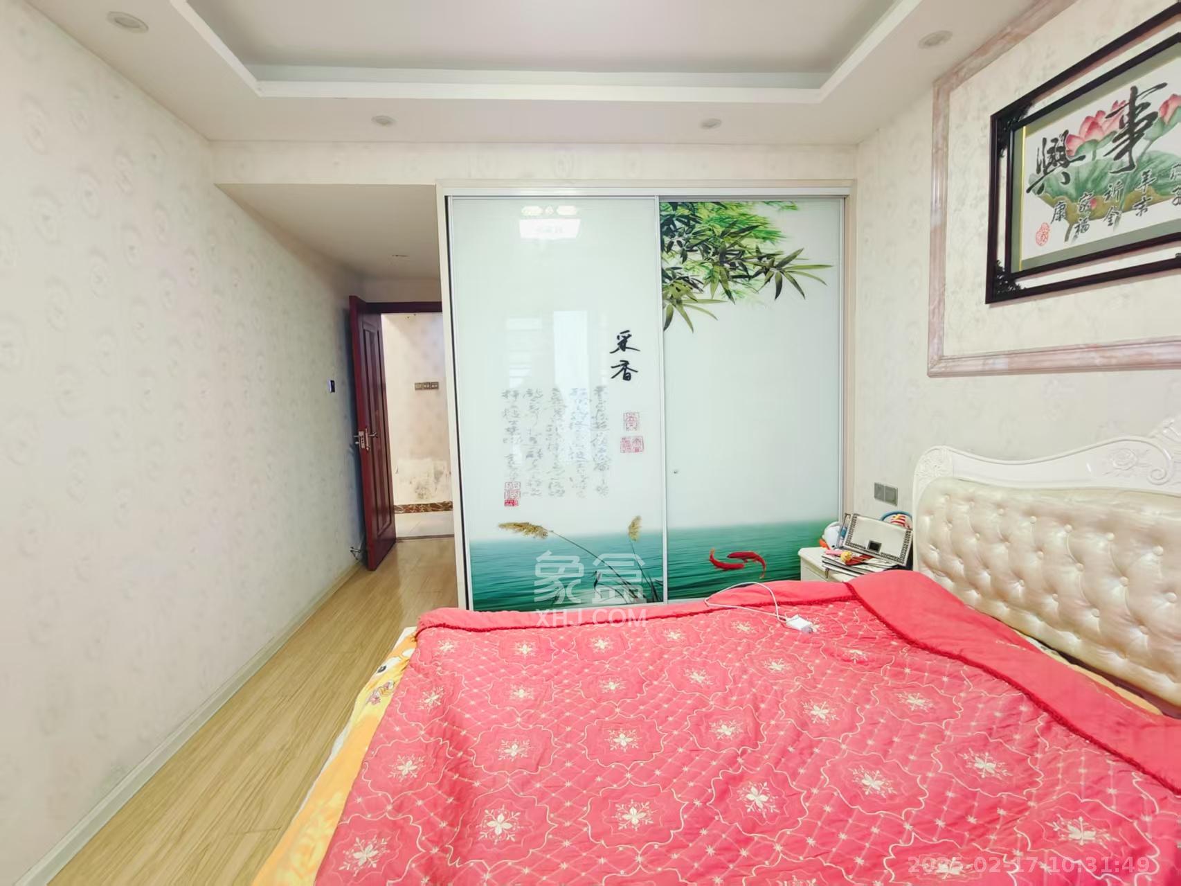 华润橡树湾  3室2厅1卫   2300.00元/月室内图