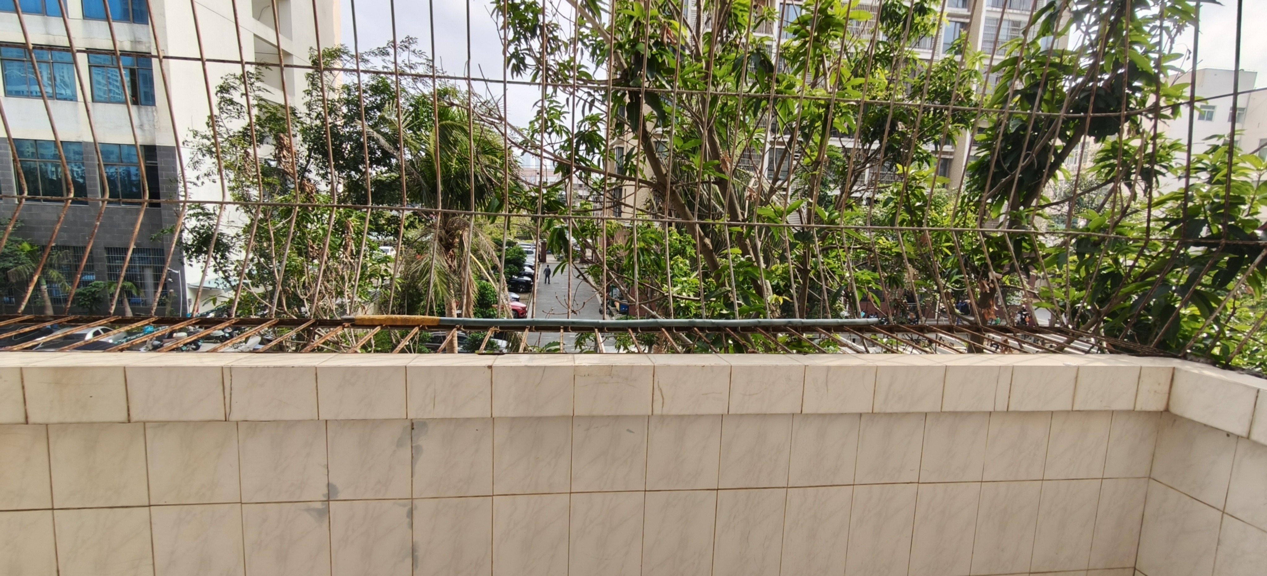 万福新村 3室2厅1卫 90.0万 万福新村 3室2厅1卫 90.0万客厅