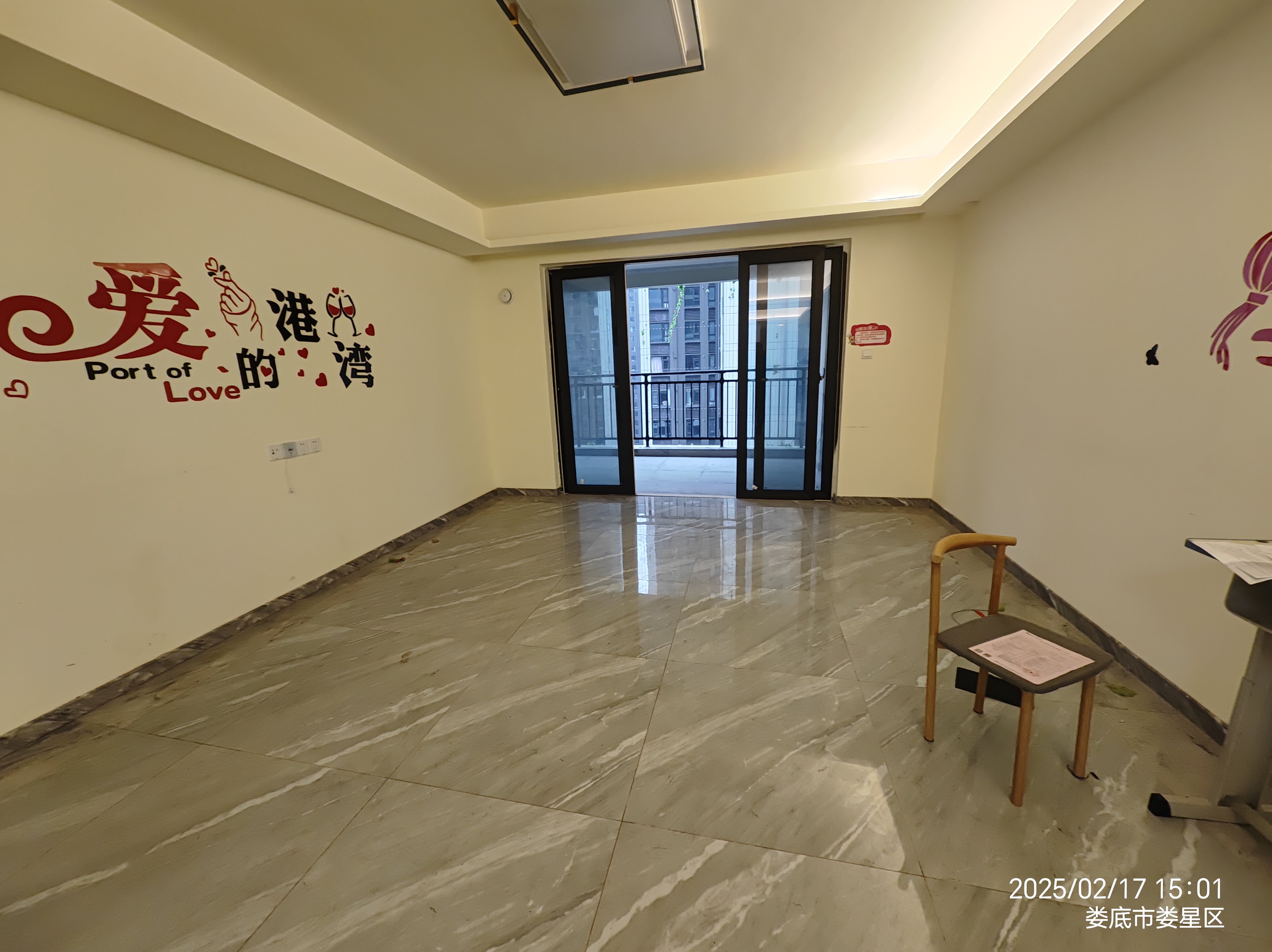 碧桂园翘楚棠 5室2厅1卫 1800.0元/月 碧桂园翘楚棠 5室2厅1卫 1800.0元/月室内图