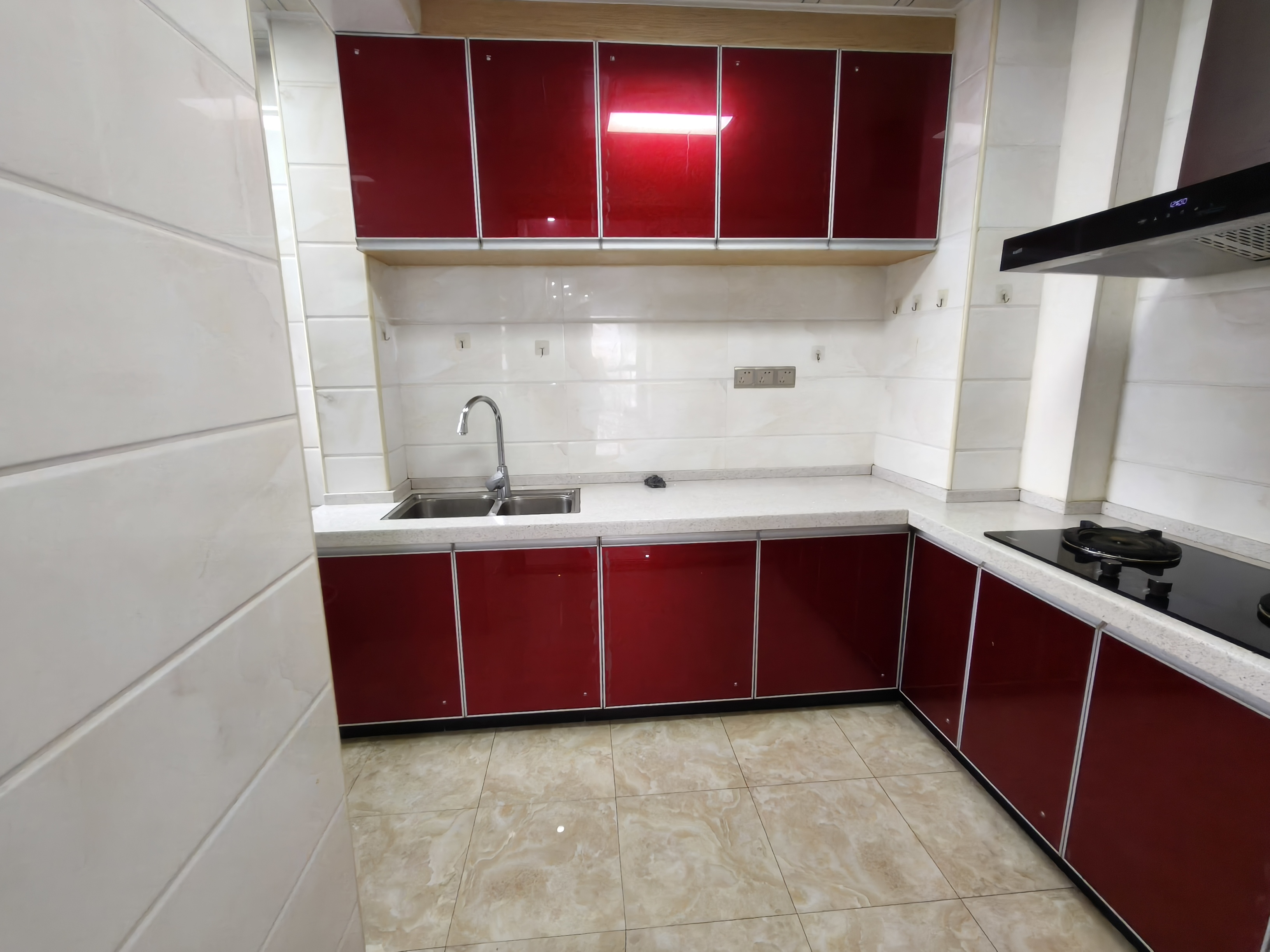 华润橡树湾 3室2厅1卫 2100.0元/月 华润橡树湾 3室2厅1卫 2100.0元/月户型图