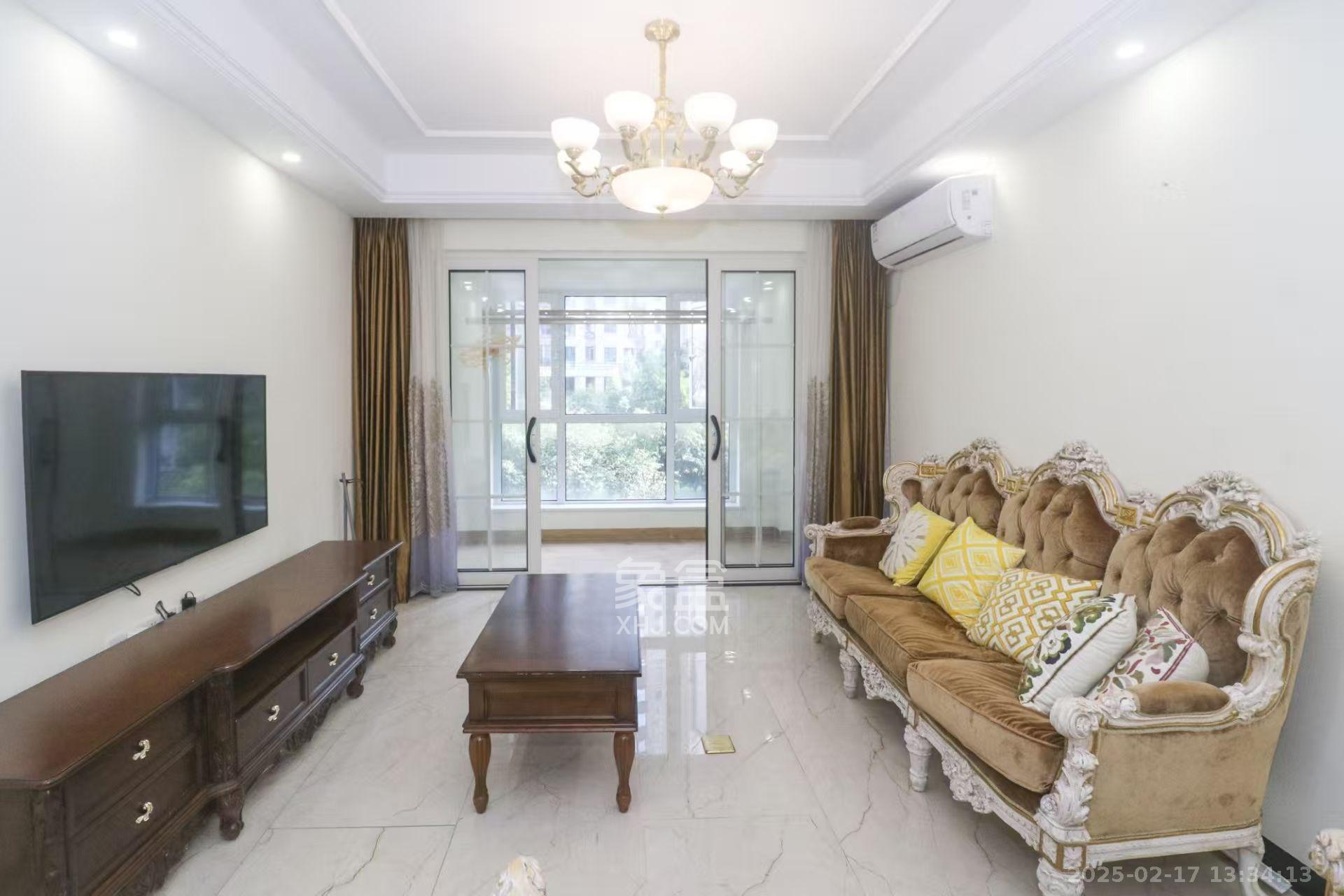 保利西海岸A区 4室2厅2卫 4100.0元/月 保利西海岸A区 4室2厅2卫 4100.0元/月室内图