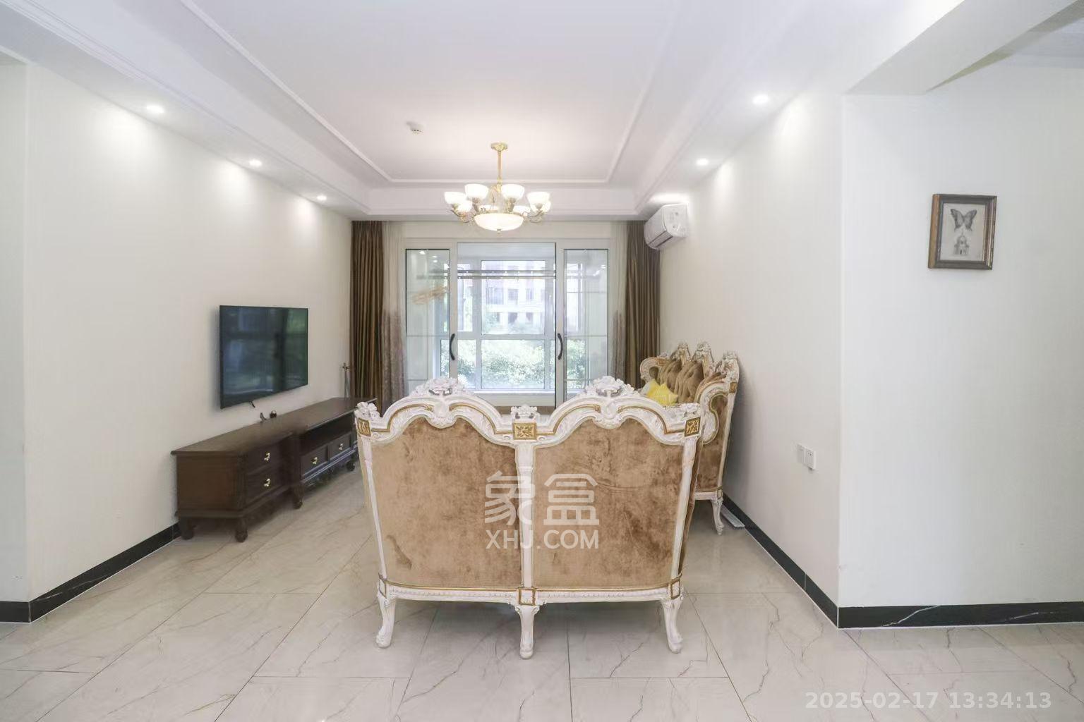 保利西海岸A区 4室2厅2卫 4100.0元/月 保利西海岸A区 4室2厅2卫 4100.0元/月室内图