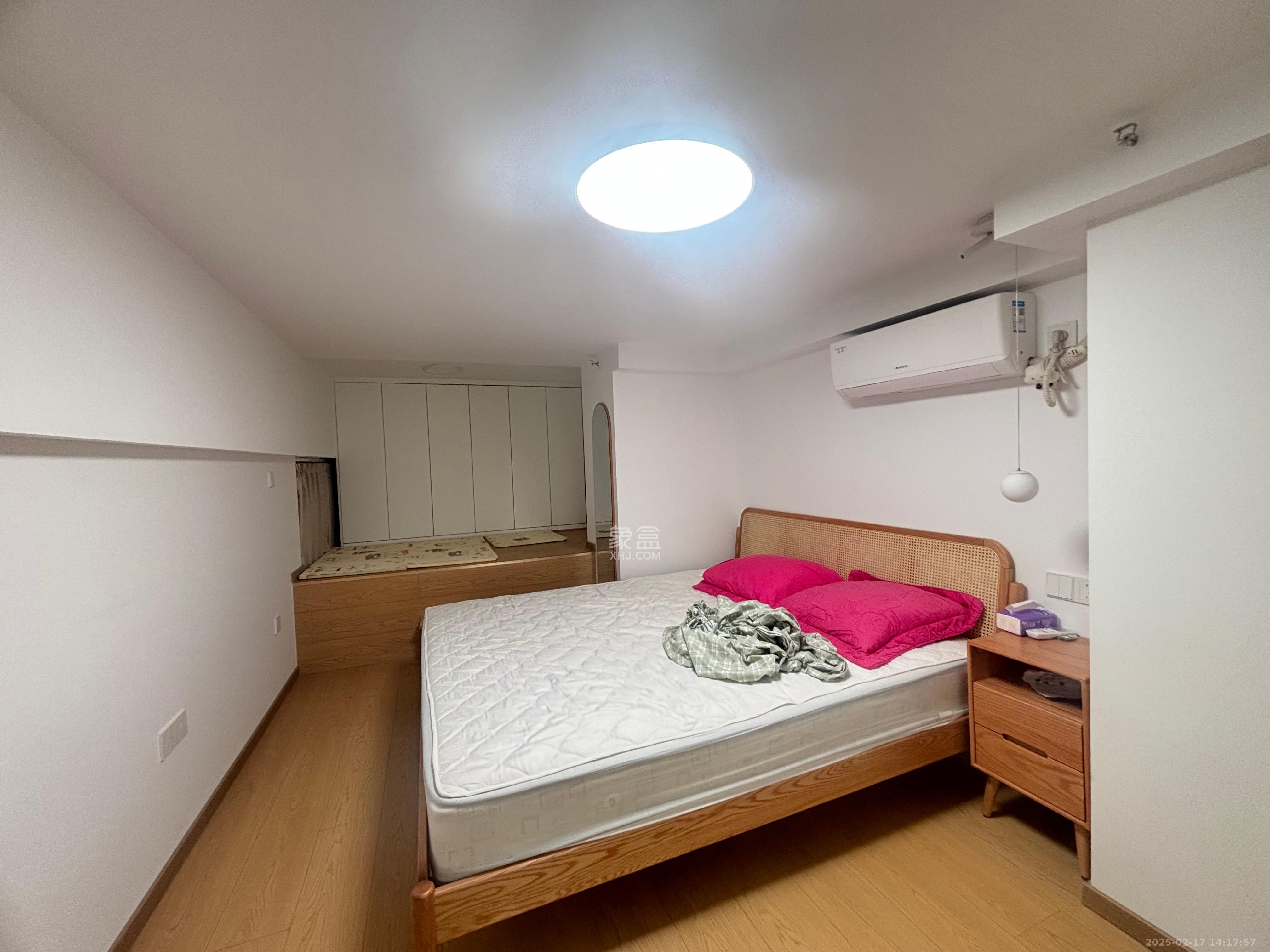 珠江花城好世界  1室1厅1卫    2200.0元/月 珠江花城好世界  1室1厅1卫    2200.0元/月室内图